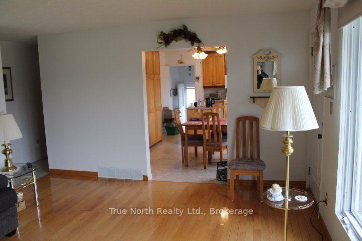 Photo 8 of 286 Government Road N, Kapuskasing — HOMEH