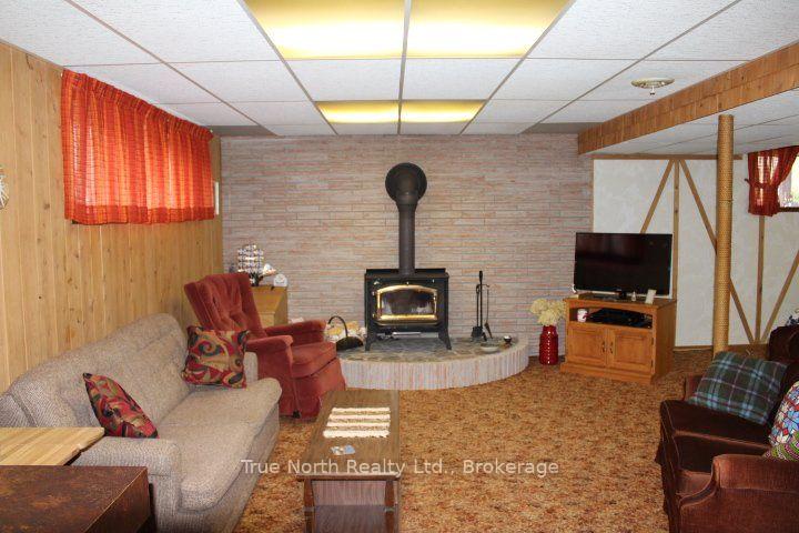 Photo 13 of 286 Government Road N, Kapuskasing — HOMEH