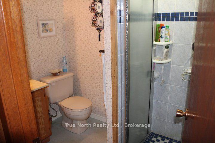 Photo 16 of 286 Government Road N, Kapuskasing — HOMEH