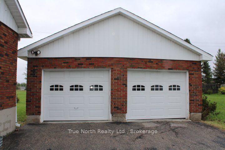 Photo 20 of 286 Government Road N, Kapuskasing — HOMEH