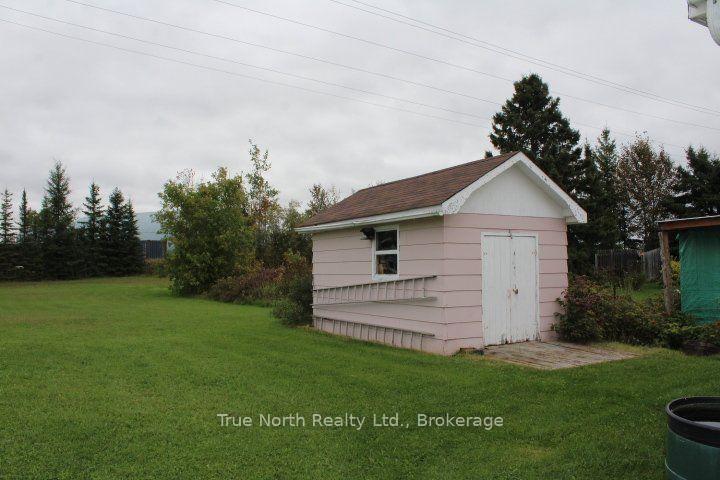 Photo 24 of 286 Government Road N, Kapuskasing — HOMEH
