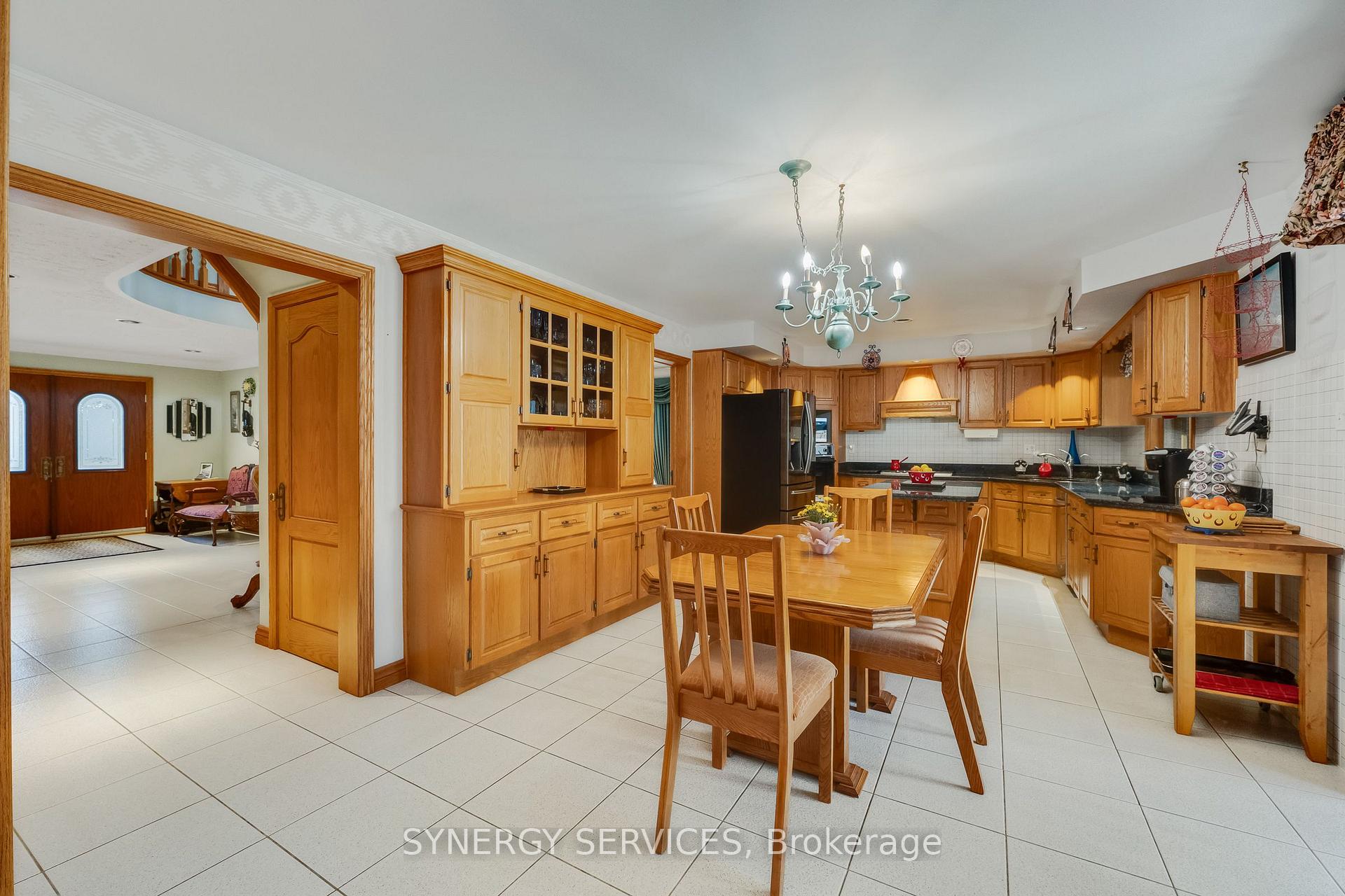 Photo 6 of 19 Susan Drive, Hamilton, Gurnett — HOMEH