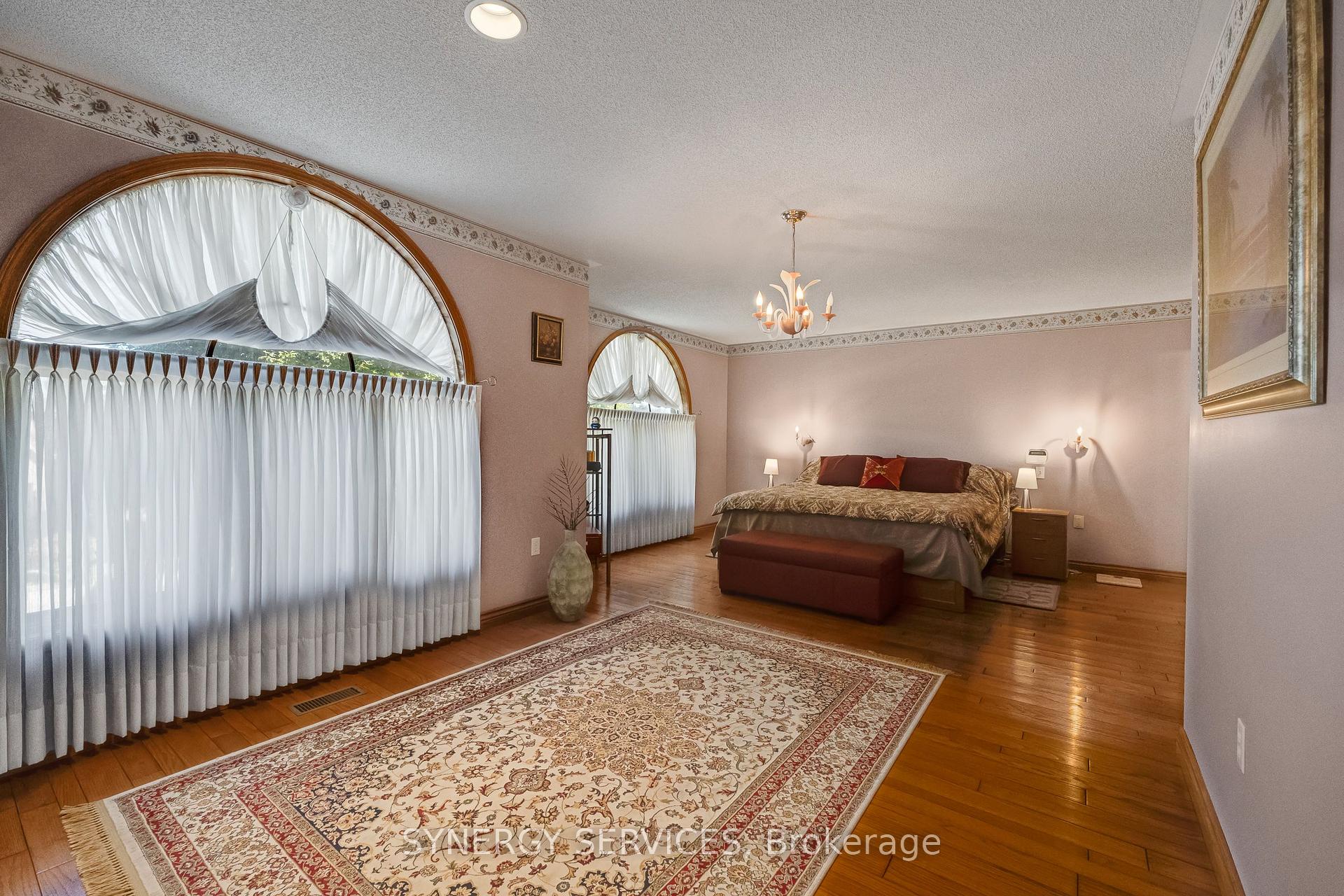 Photo 16 of 19 Susan Drive, Hamilton, Gurnett — HOMEH