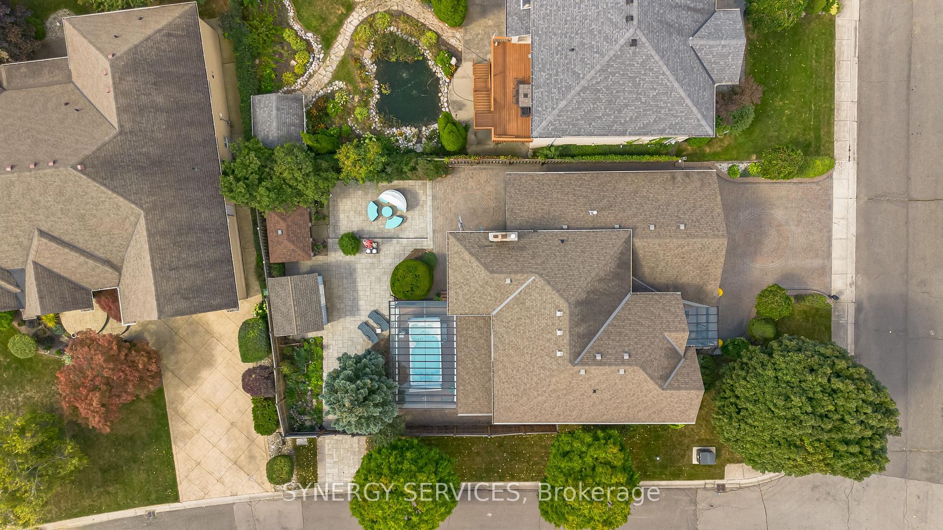 Photo 34 of 19 Susan Drive, Hamilton, Gurnett — HOMEH
