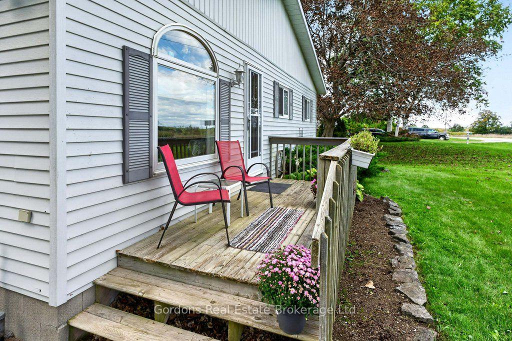 Photo 5 of 1442 County Road 10, Prince Edward County, Athol Ward — HOMEH