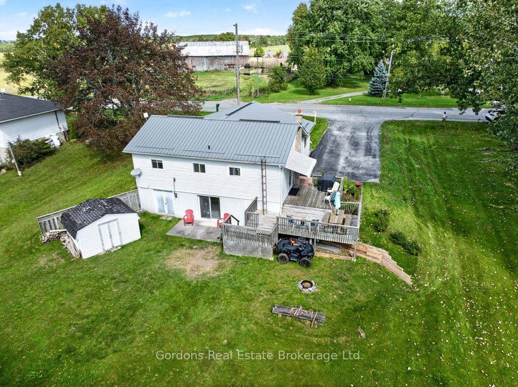 Photo 6 of 1442 County Road 10, Prince Edward County, Athol Ward — HOMEH