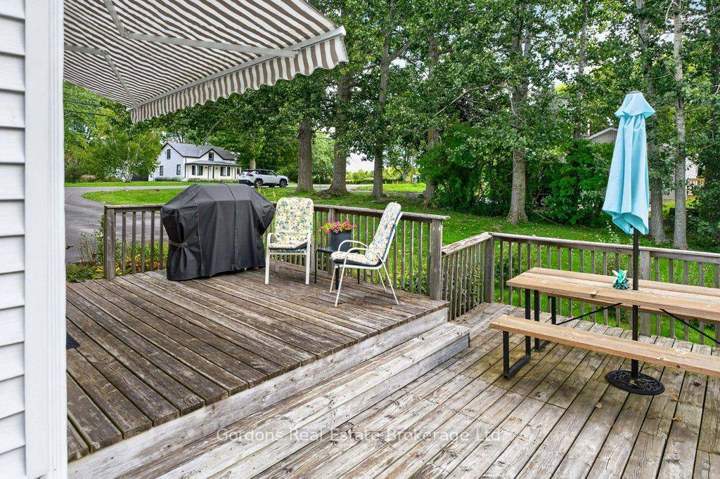Photo 11 of 1442 County Road 10, Prince Edward County, Athol Ward — HOMEH