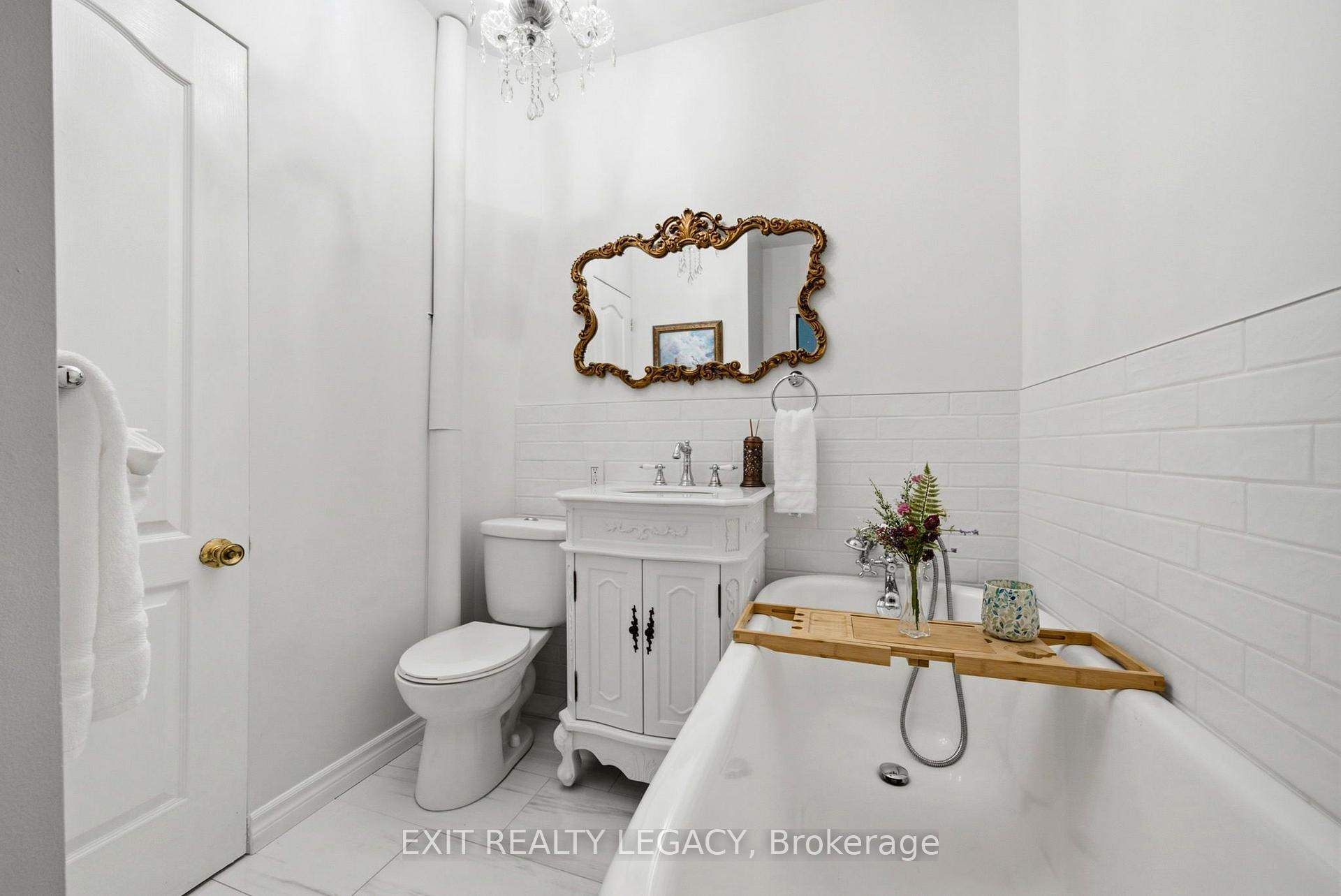 Photo 17 of 126 Temperance Street, Aurora, Aurora Village — HOMEH