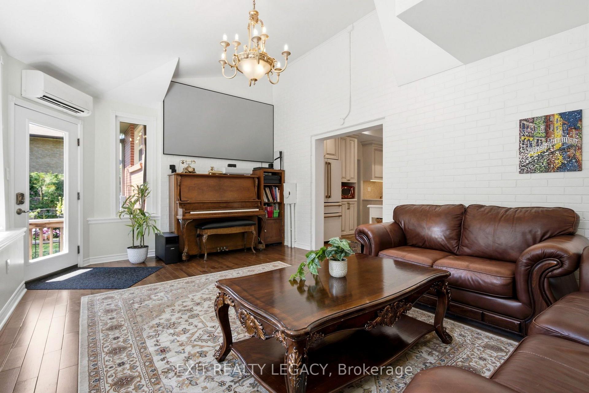 Photo 19 of 126 Temperance Street, Aurora, Aurora Village — HOMEH