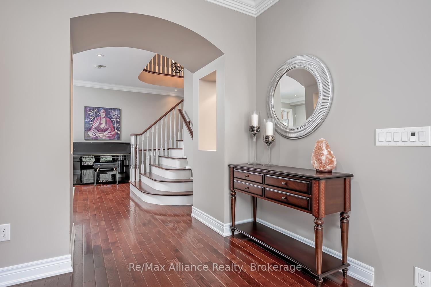 Photo 6 of 1367 Arrowhead Road, Oakville, Joshua Creek — HOMEH