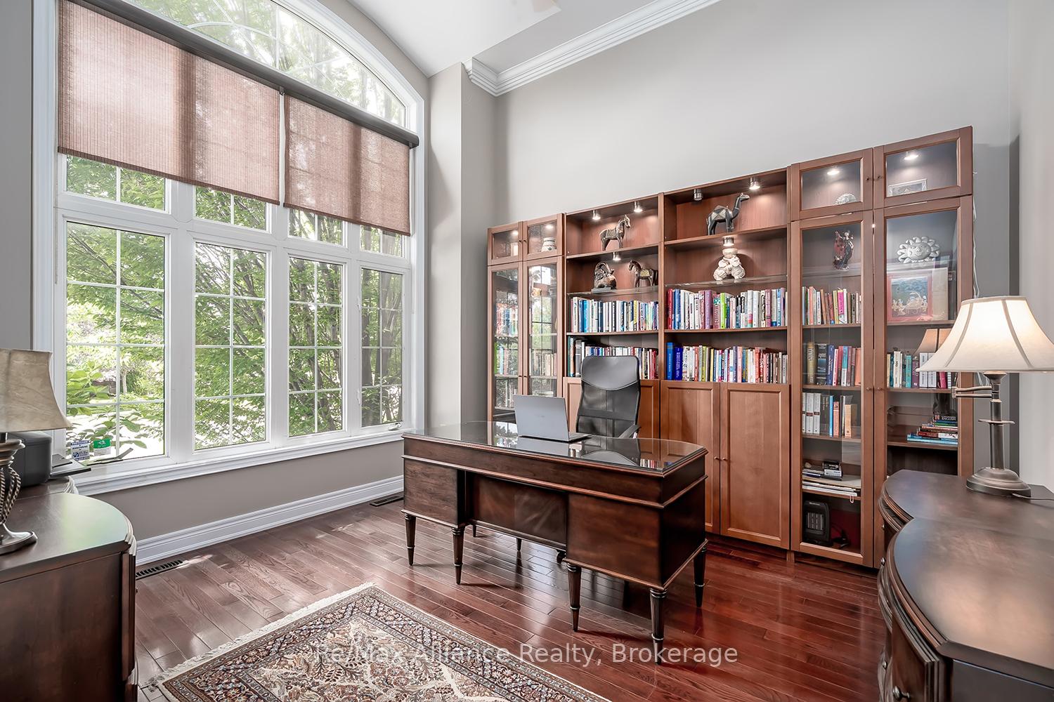 Photo 8 of 1367 Arrowhead Road, Oakville, Joshua Creek — HOMEH