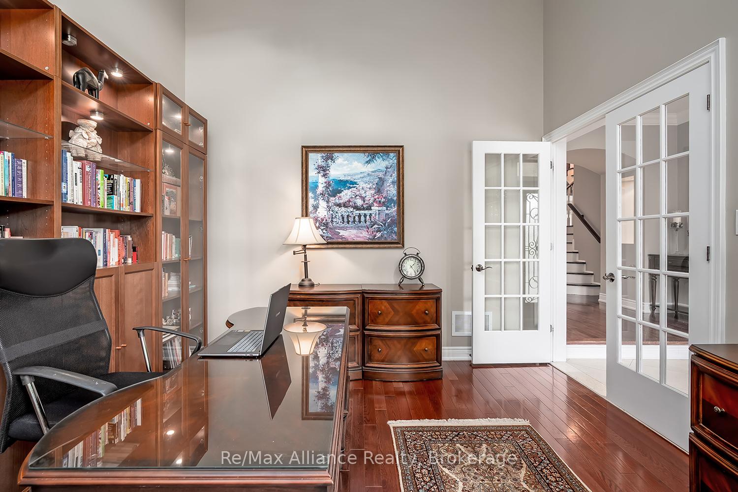 Photo 9 of 1367 Arrowhead Road, Oakville, Joshua Creek — HOMEH