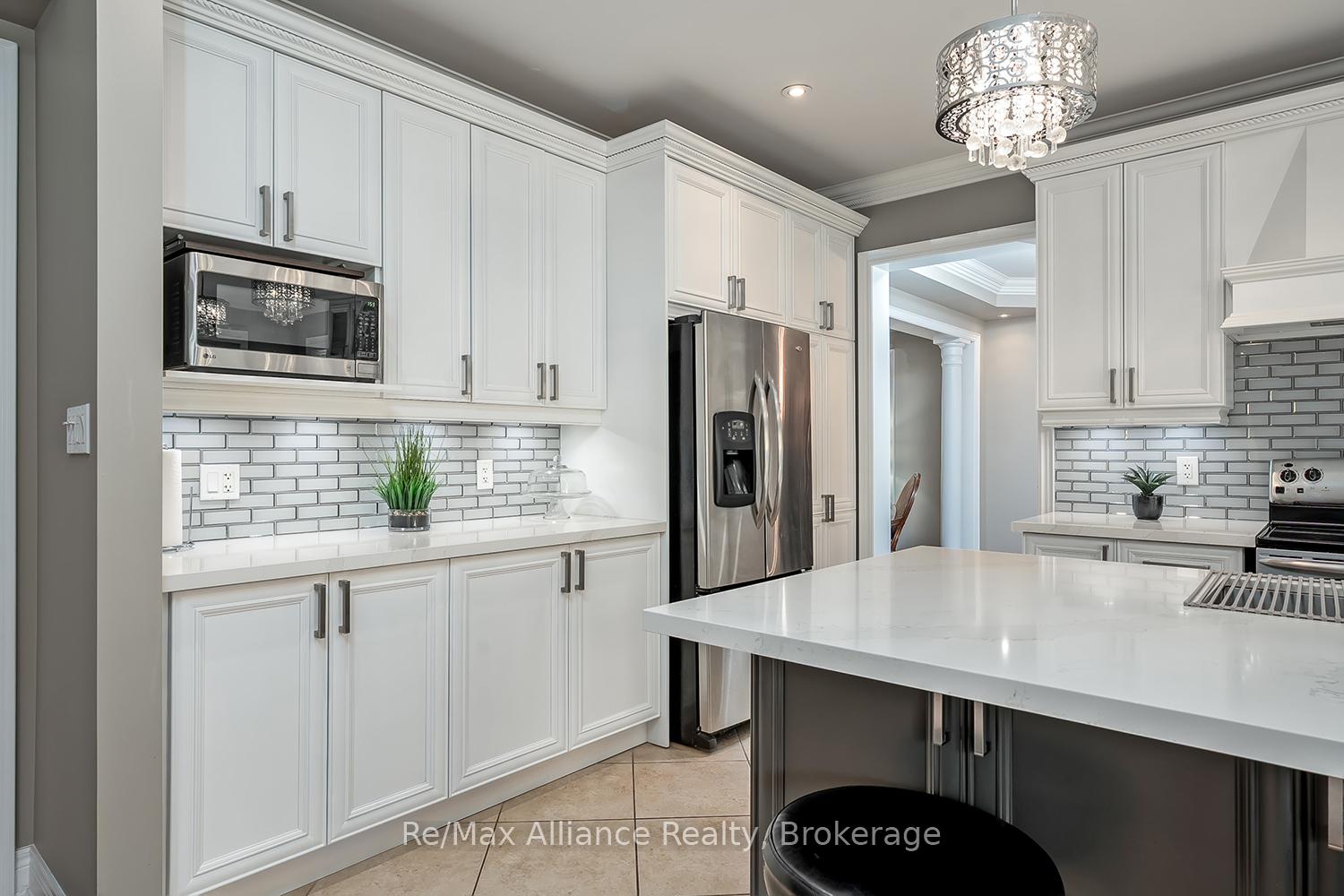 Photo 18 of 1367 Arrowhead Road, Oakville, Joshua Creek — HOMEH