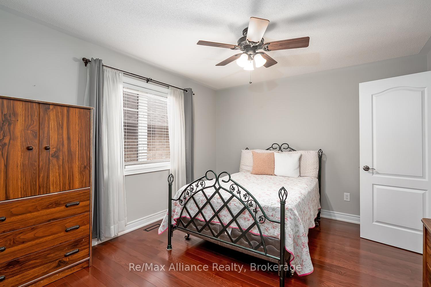 Photo 35 of 1367 Arrowhead Road, Oakville, Joshua Creek — HOMEH