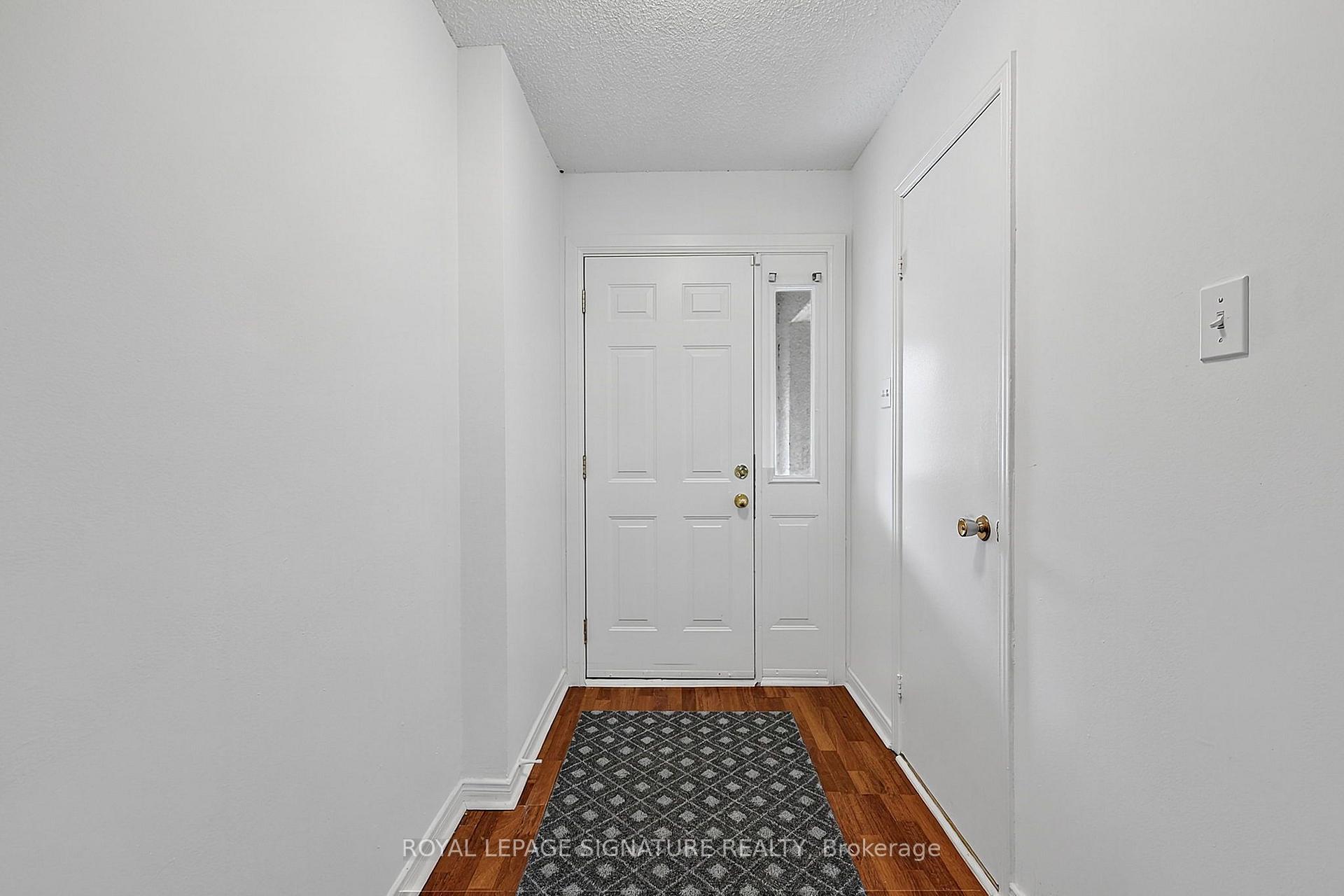 Photo 6 of 5950 Chidham Crescent, Mississauga, Meadowvale — HOMEH