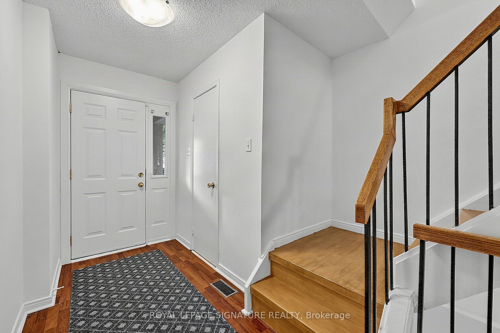 Photo 7 of 5950 Chidham Crescent, Mississauga, Meadowvale — HOMEH