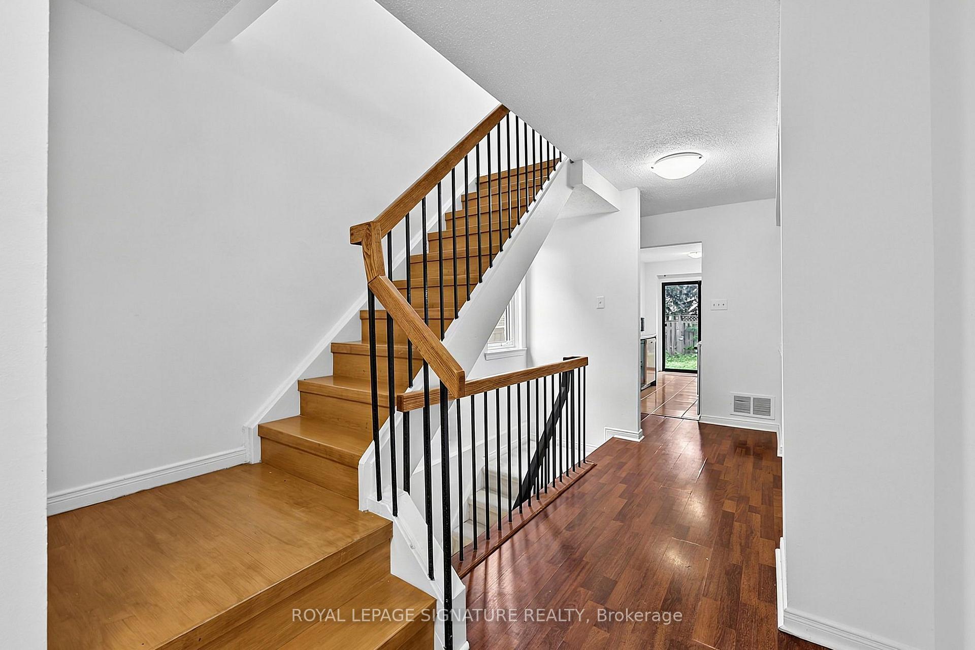 Photo 9 of 5950 Chidham Crescent, Mississauga, Meadowvale — HOMEH