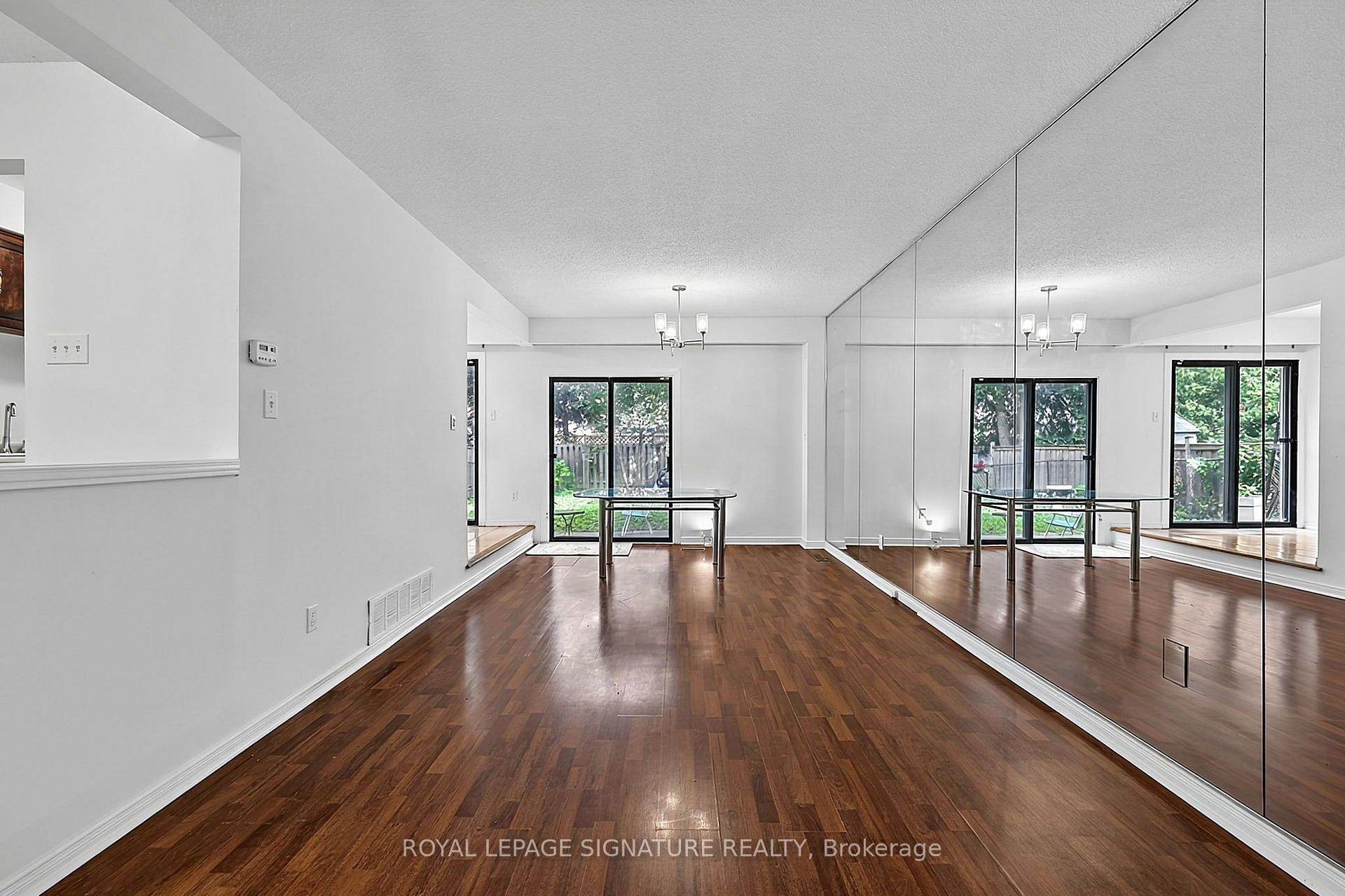Photo 13 of 5950 Chidham Crescent, Mississauga, Meadowvale — HOMEH