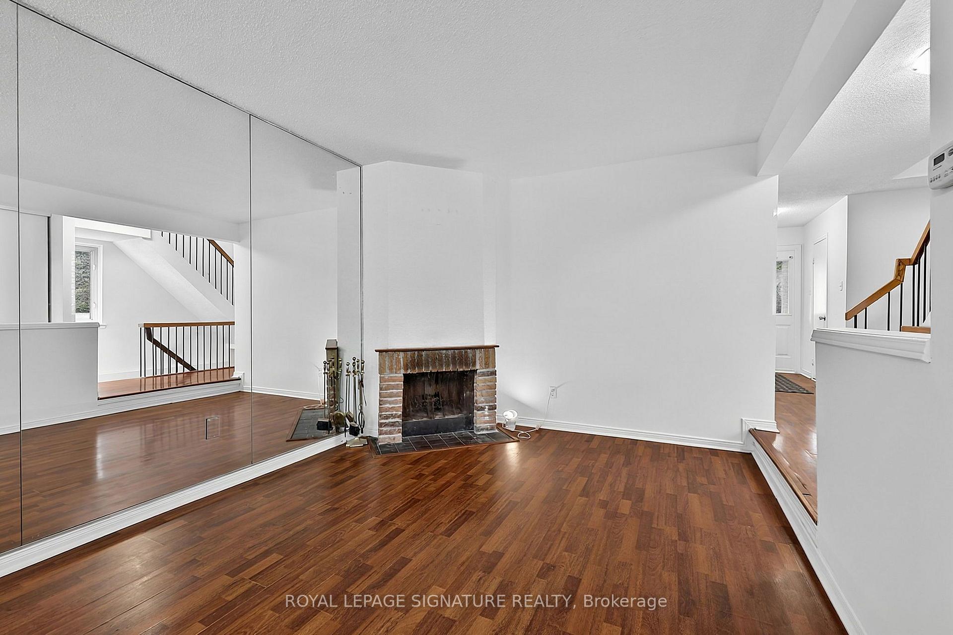 Photo 17 of 5950 Chidham Crescent, Mississauga, Meadowvale — HOMEH