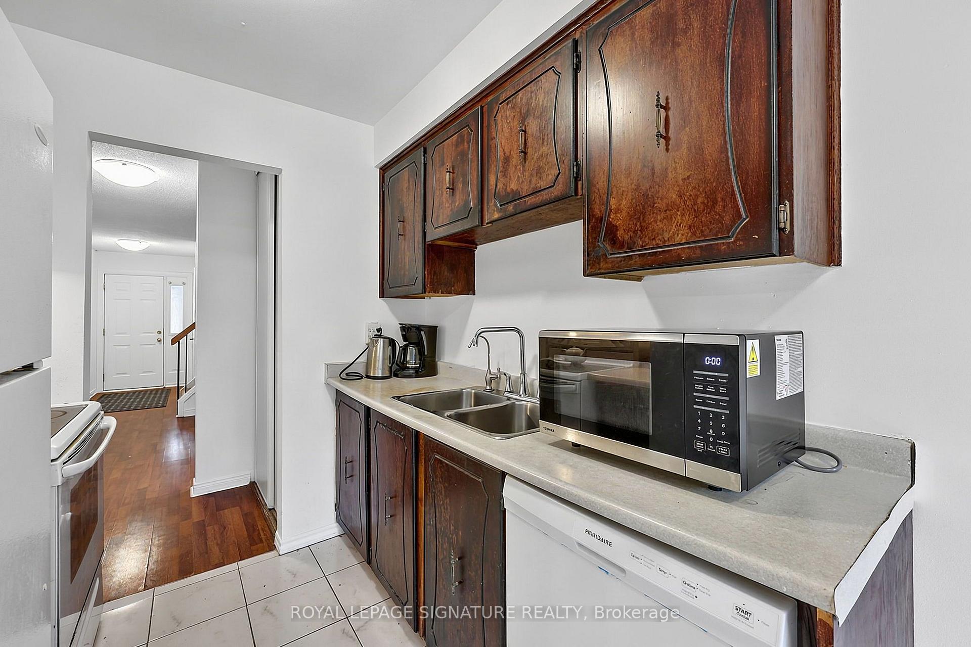 Photo 20 of 5950 Chidham Crescent, Mississauga, Meadowvale — HOMEH