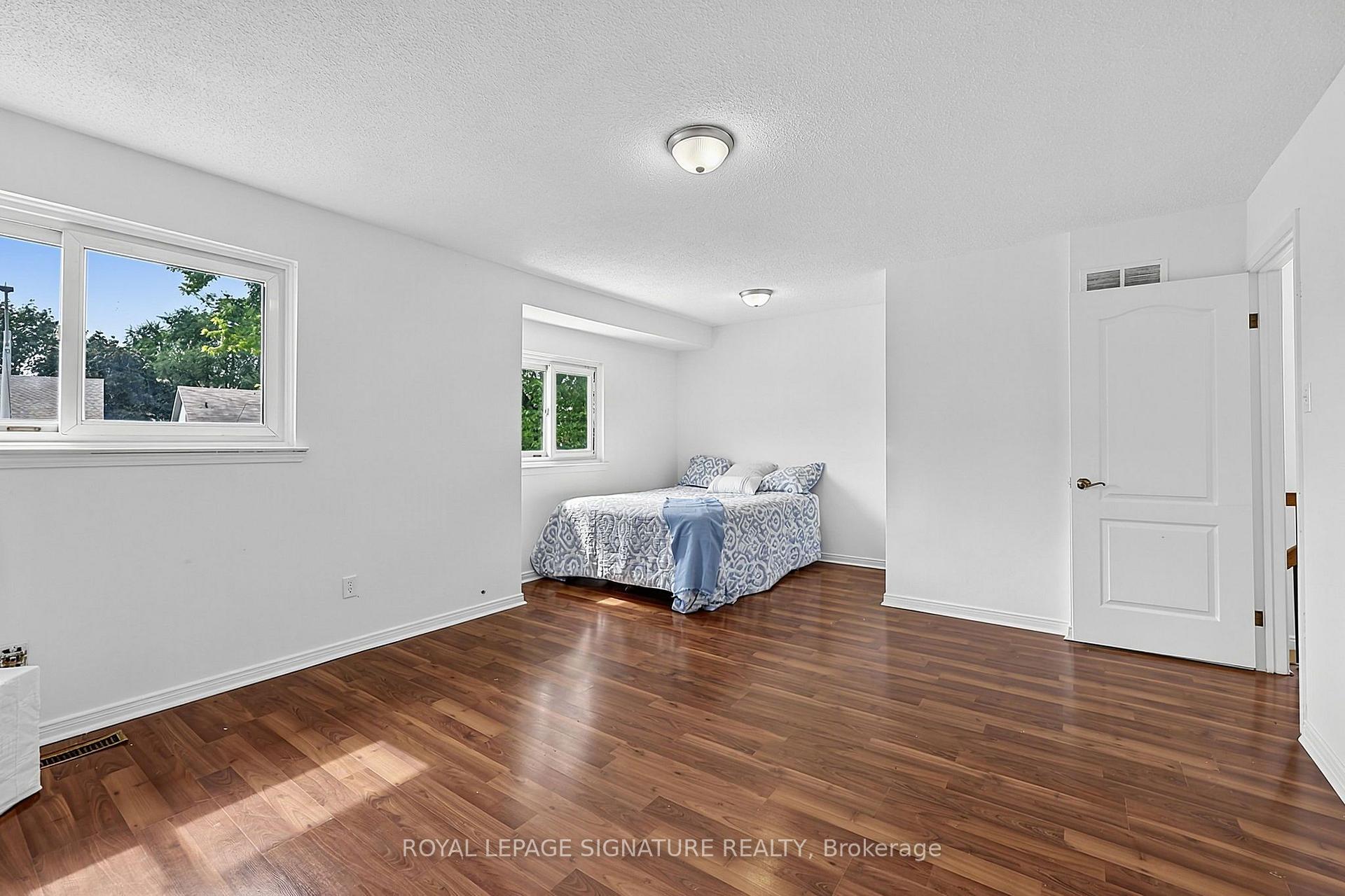 Photo 28 of 5950 Chidham Crescent, Mississauga, Meadowvale — HOMEH
