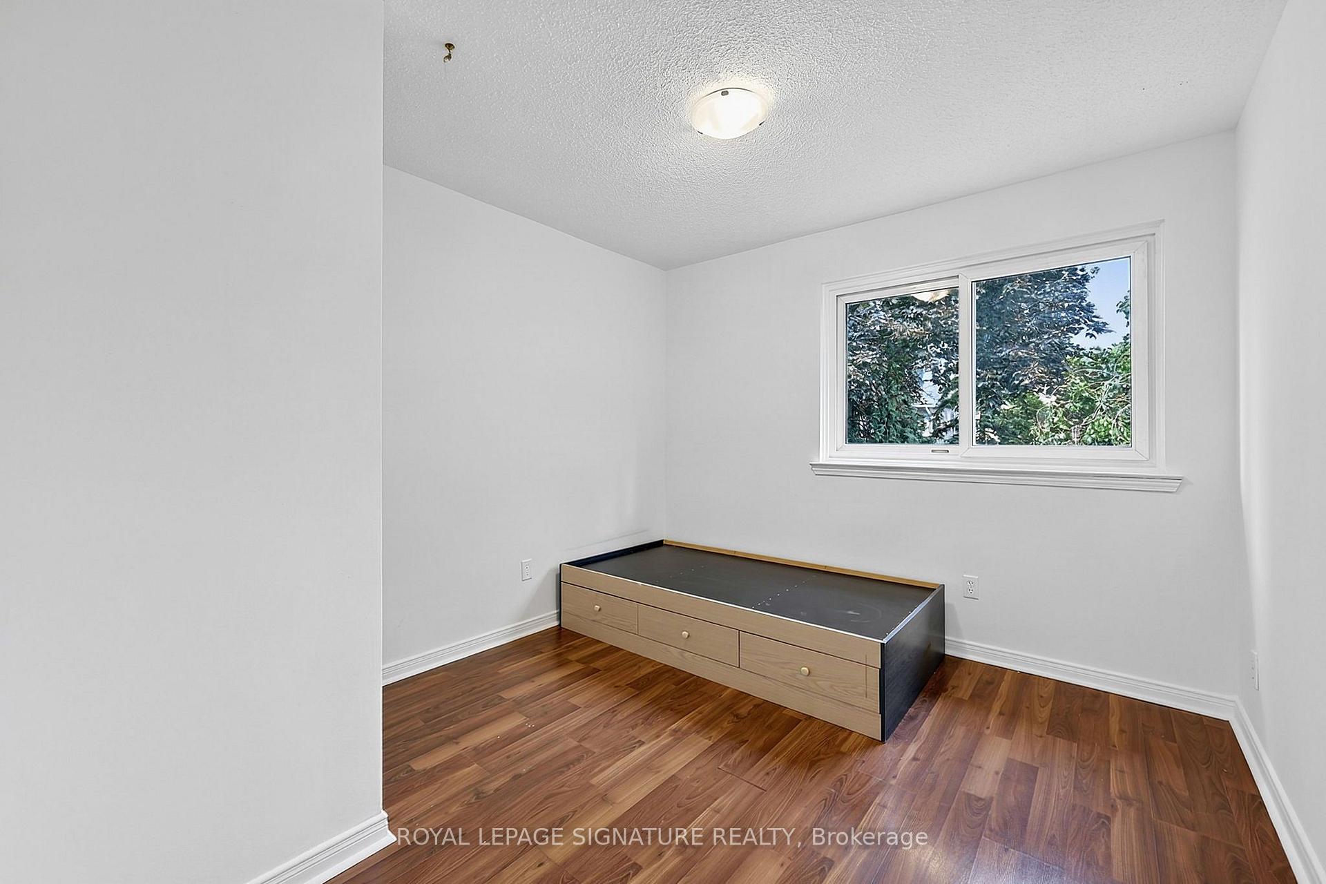 Photo 35 of 5950 Chidham Crescent, Mississauga, Meadowvale — HOMEH