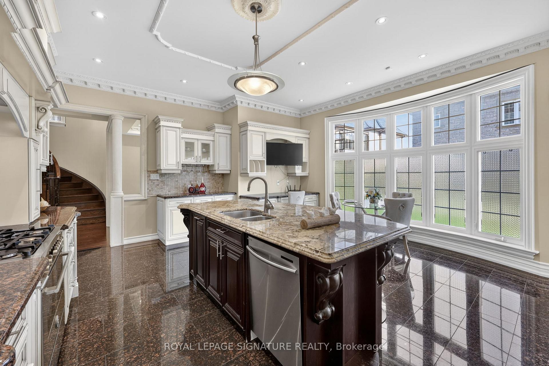 Photo 8 of 26 Alai Circle, Markham, Milliken Mills East — HOMEH