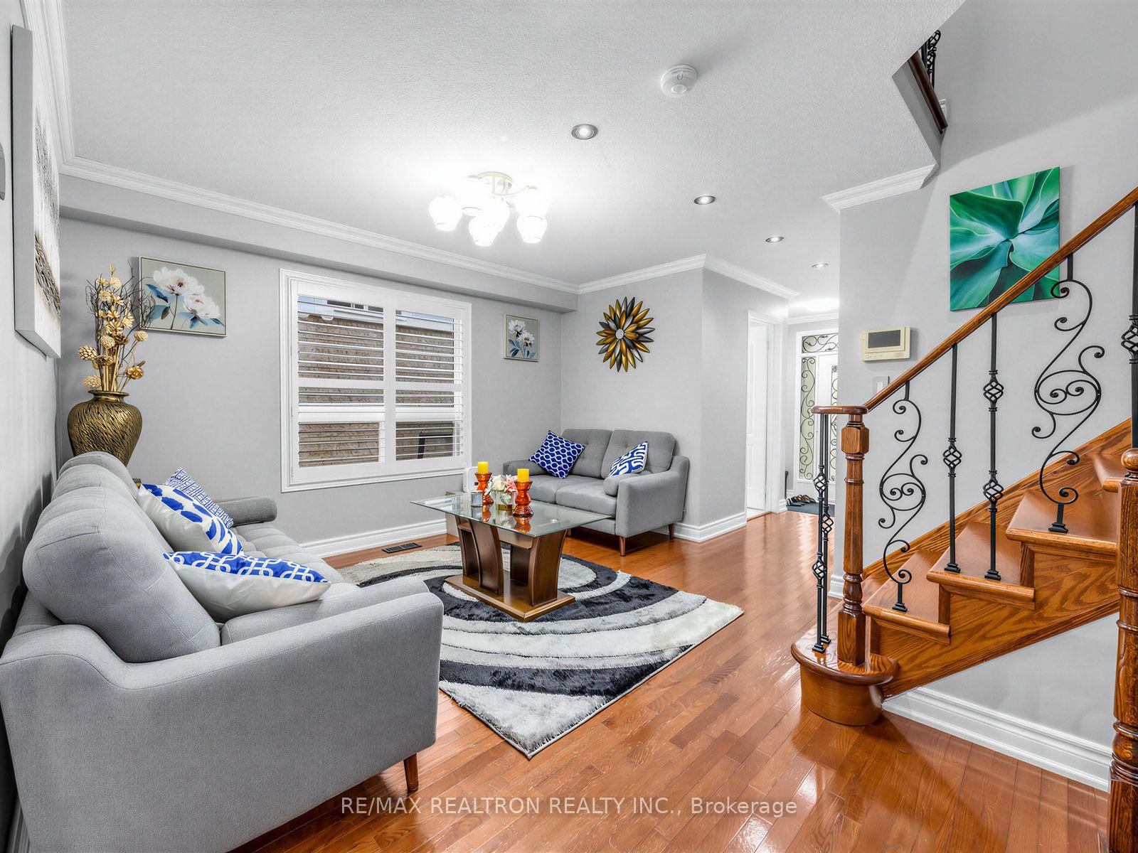 Photo 3 of 15 Middlecote Drive, Ajax, Northeast Ajax — HOMEH