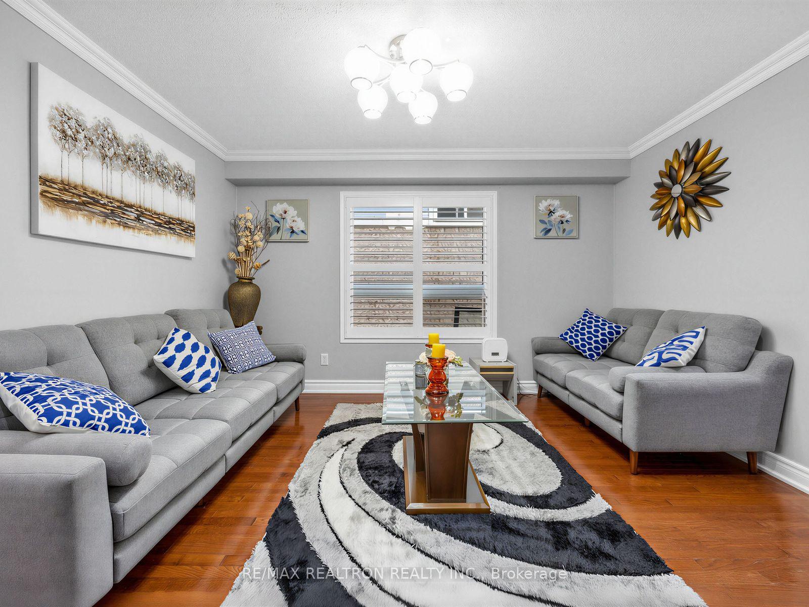 Photo 4 of 15 Middlecote Drive, Ajax, Northeast Ajax — HOMEH
