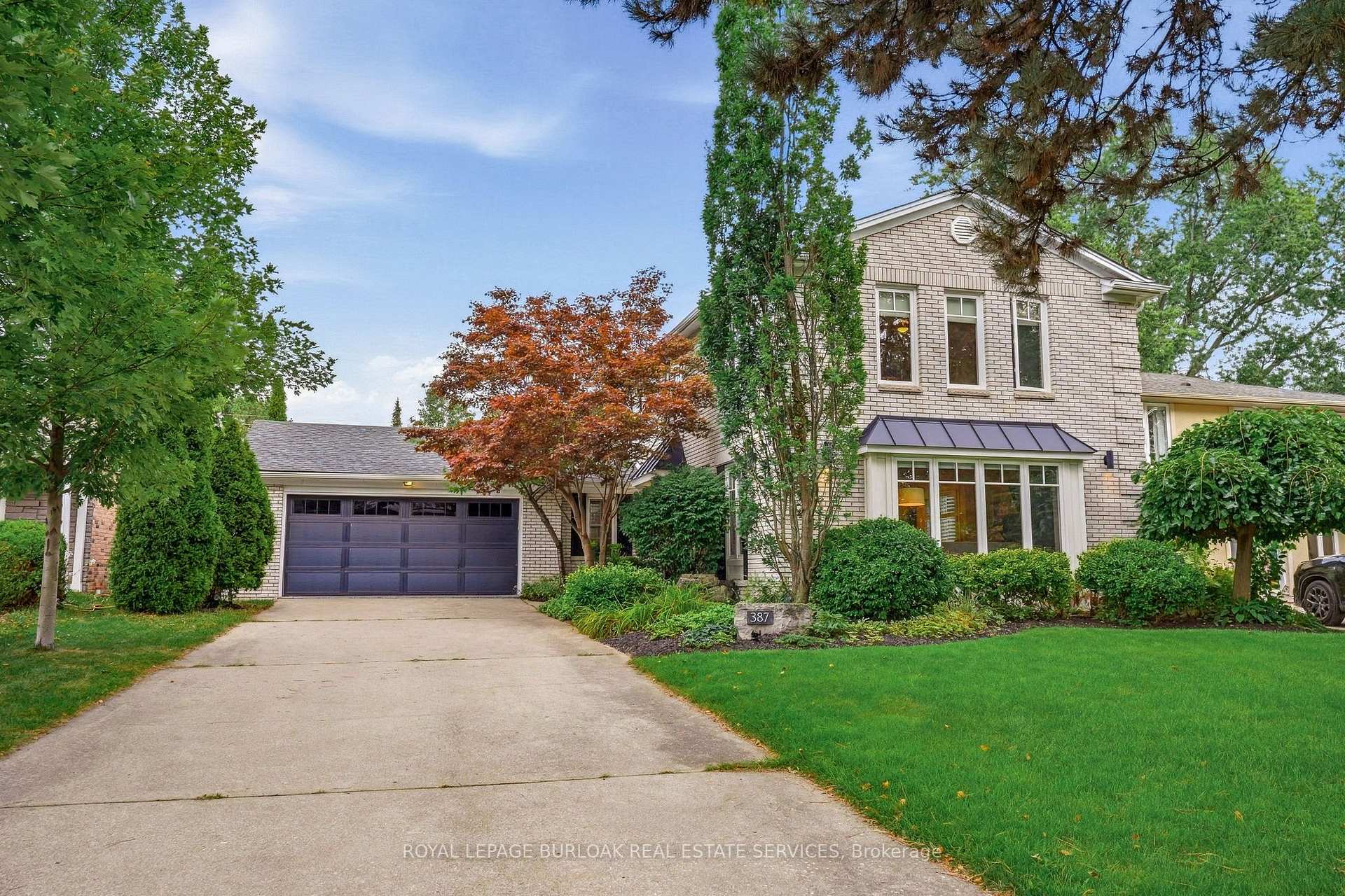 Photo of 387 Valanna Crescent