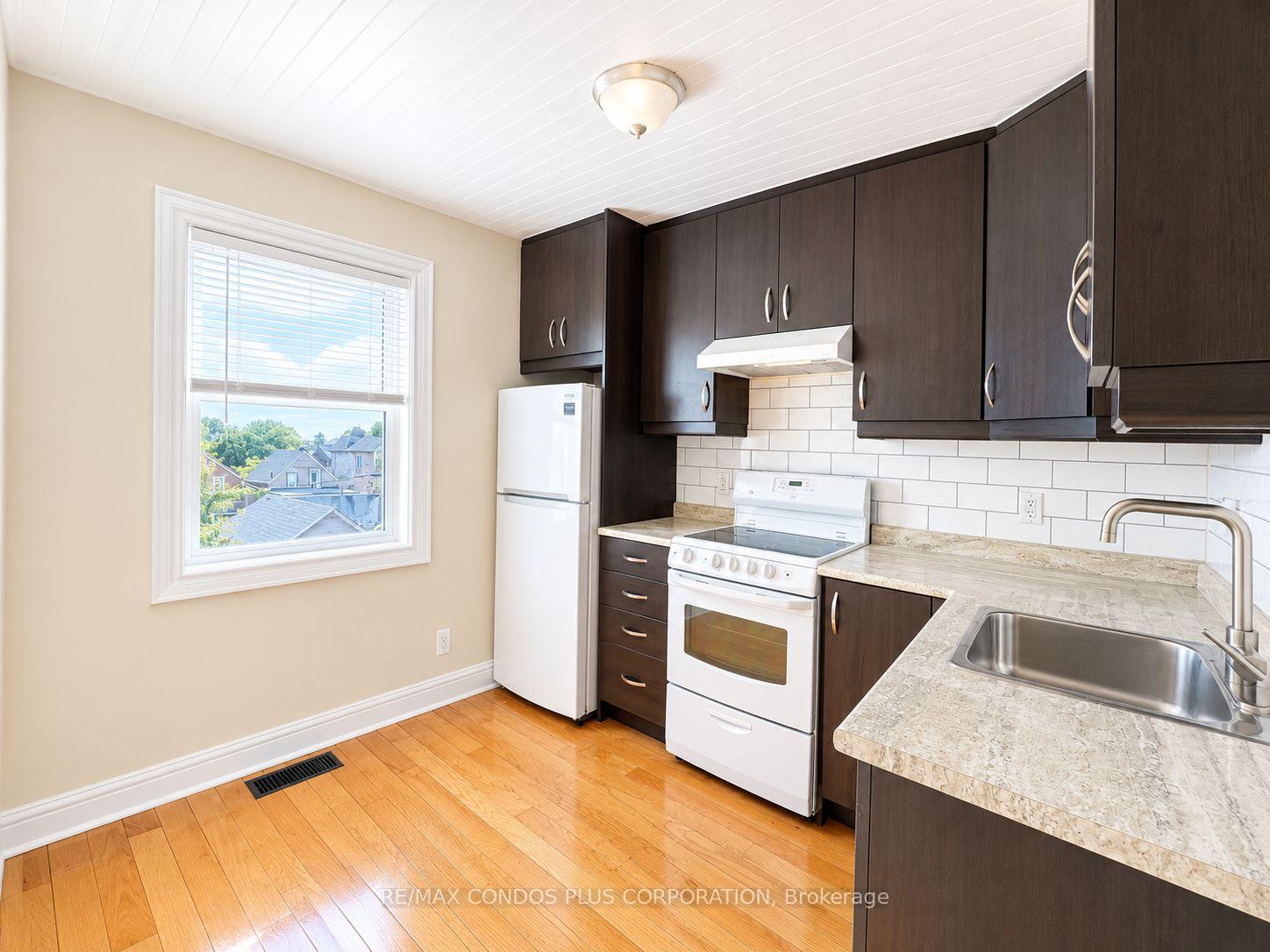 Photo 5 of Unit Upper Floor, 60 Kane Avenue, Toronto, Keelesdale-Eglinton West — HOMEH