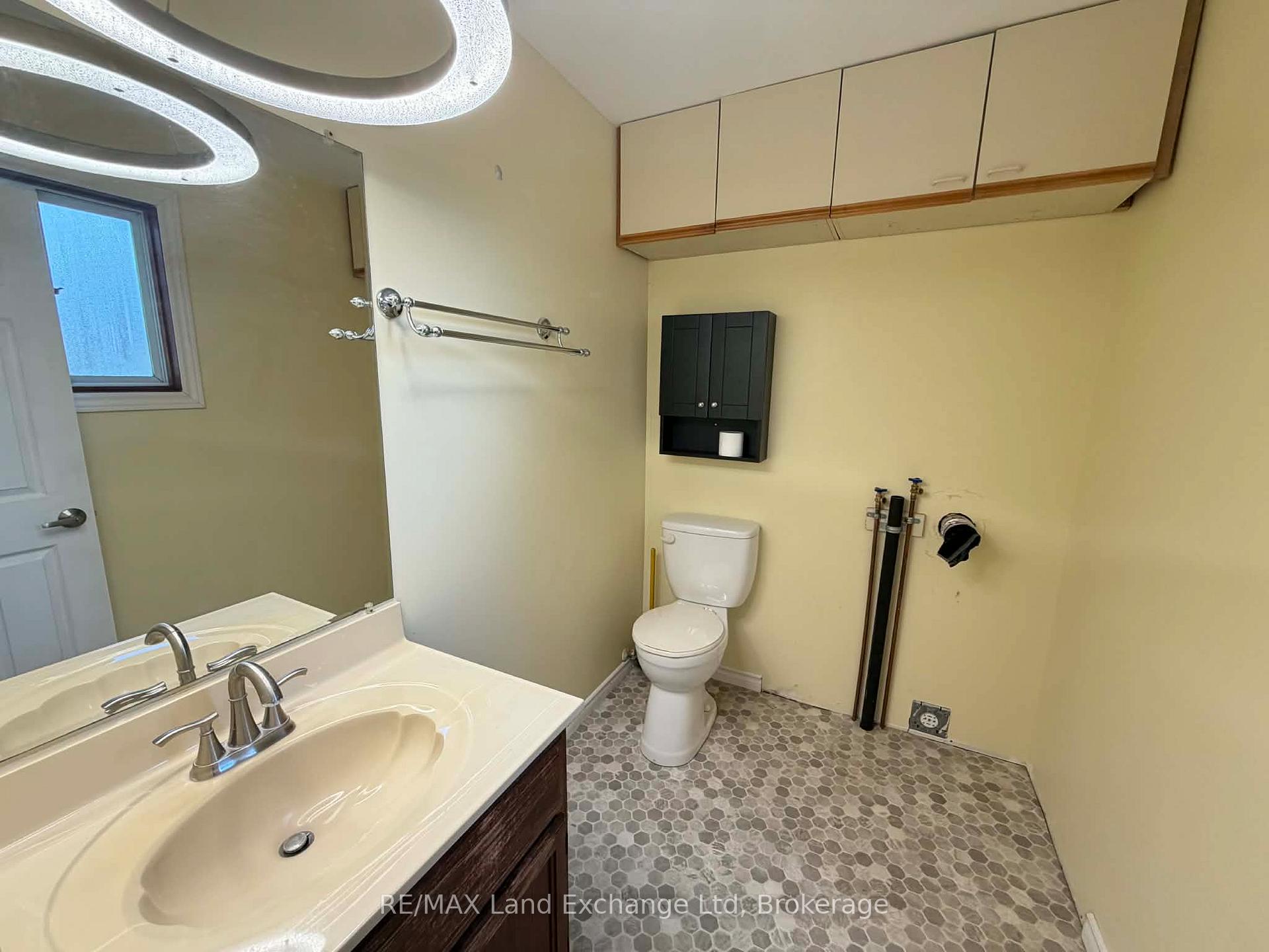 Photo 13 of 44 Briarwood Crescent, North Huron, Wingham — HOMEH