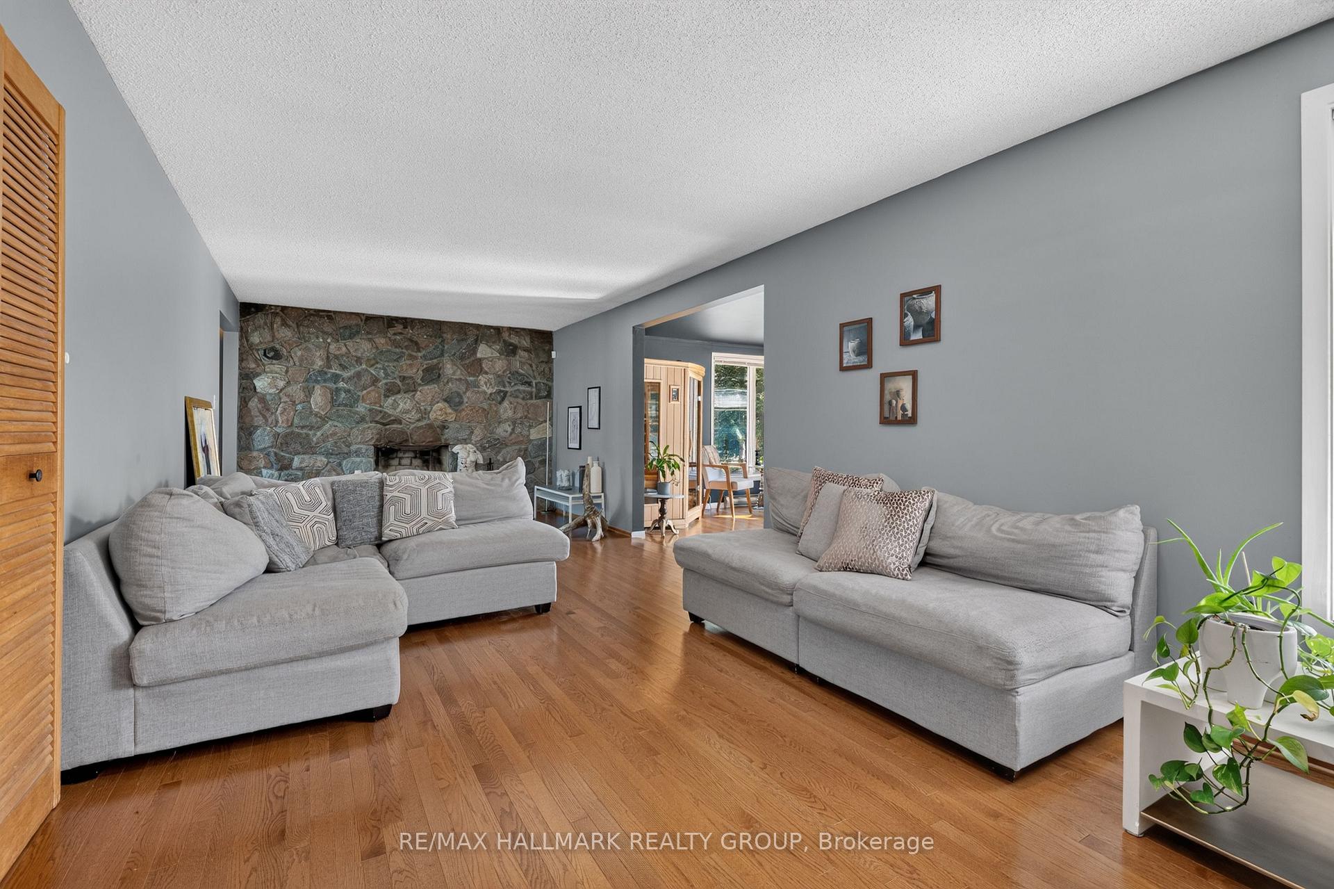 Photo 12 of 6503 Bunker Road, Ottawa, Manotick South to Roger Stevens — HOMEH