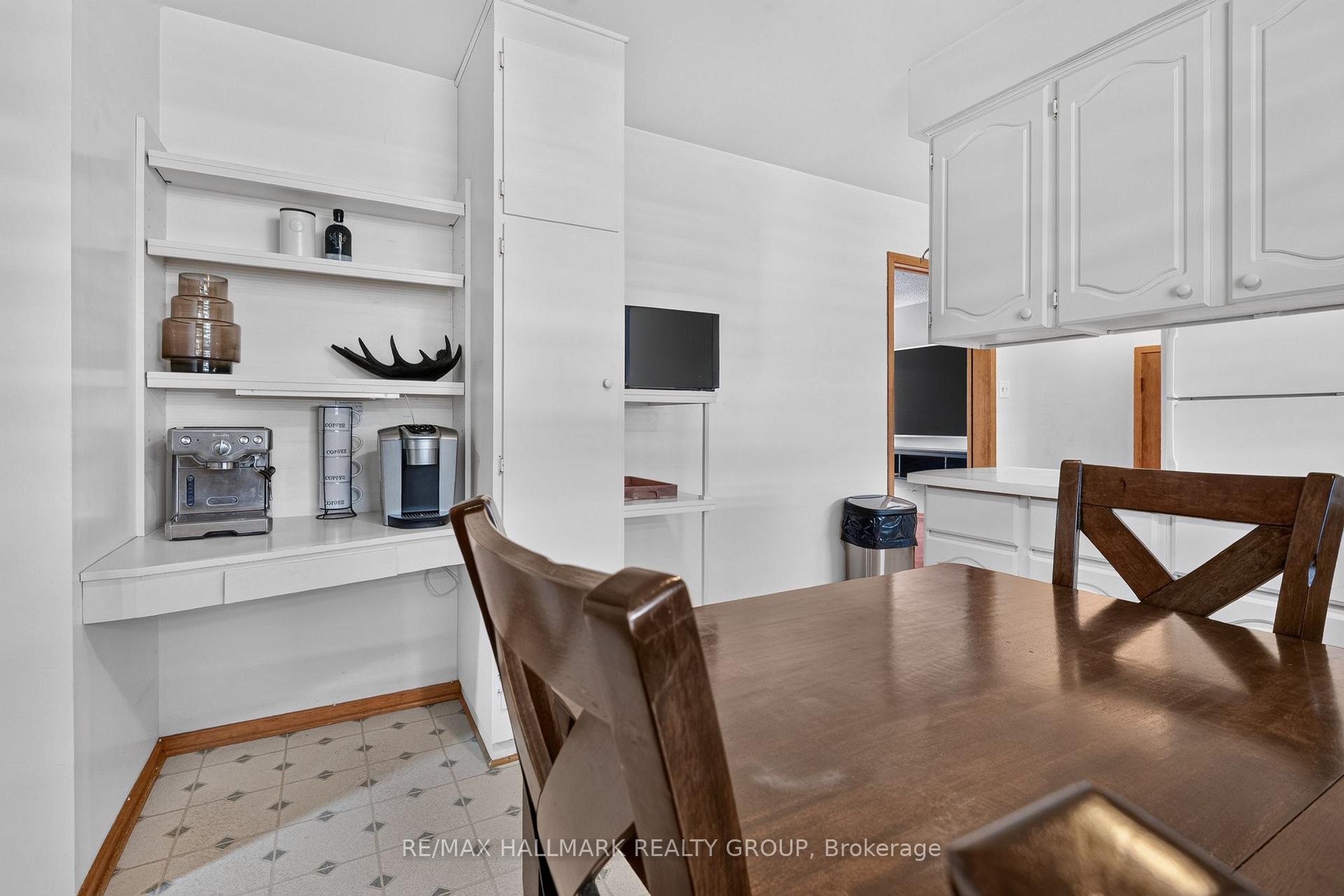 Photo 21 of 6503 Bunker Road, Ottawa, Manotick South to Roger Stevens — HOMEH