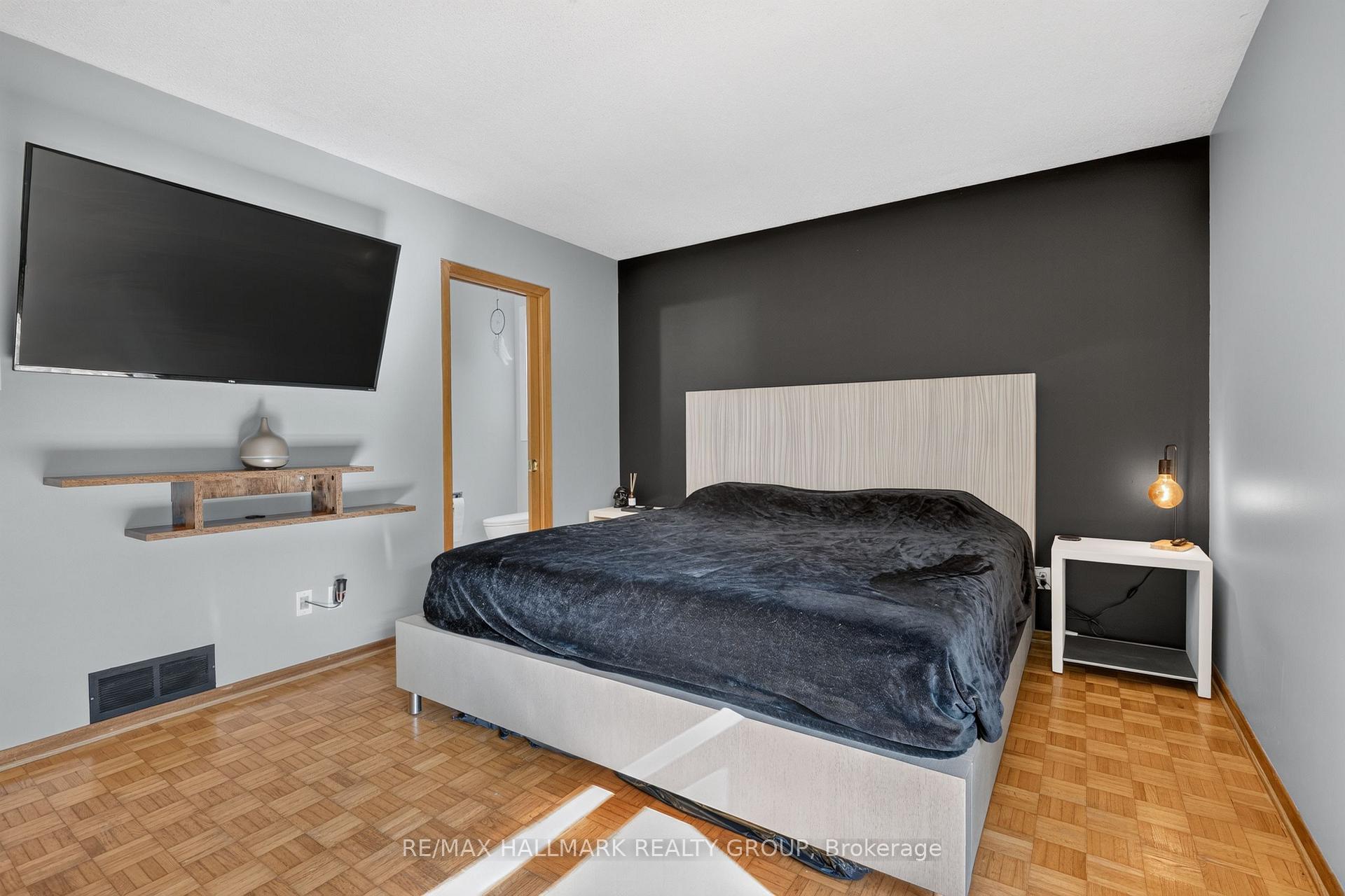 Photo 26 of 6503 Bunker Road, Ottawa, Manotick South to Roger Stevens — HOMEH