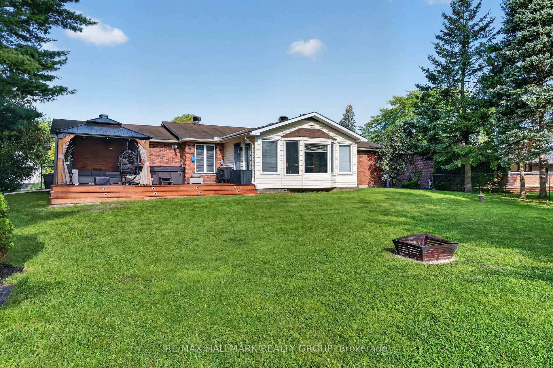 Photo 39 of 6503 Bunker Road, Ottawa, Manotick South to Roger Stevens — HOMEH