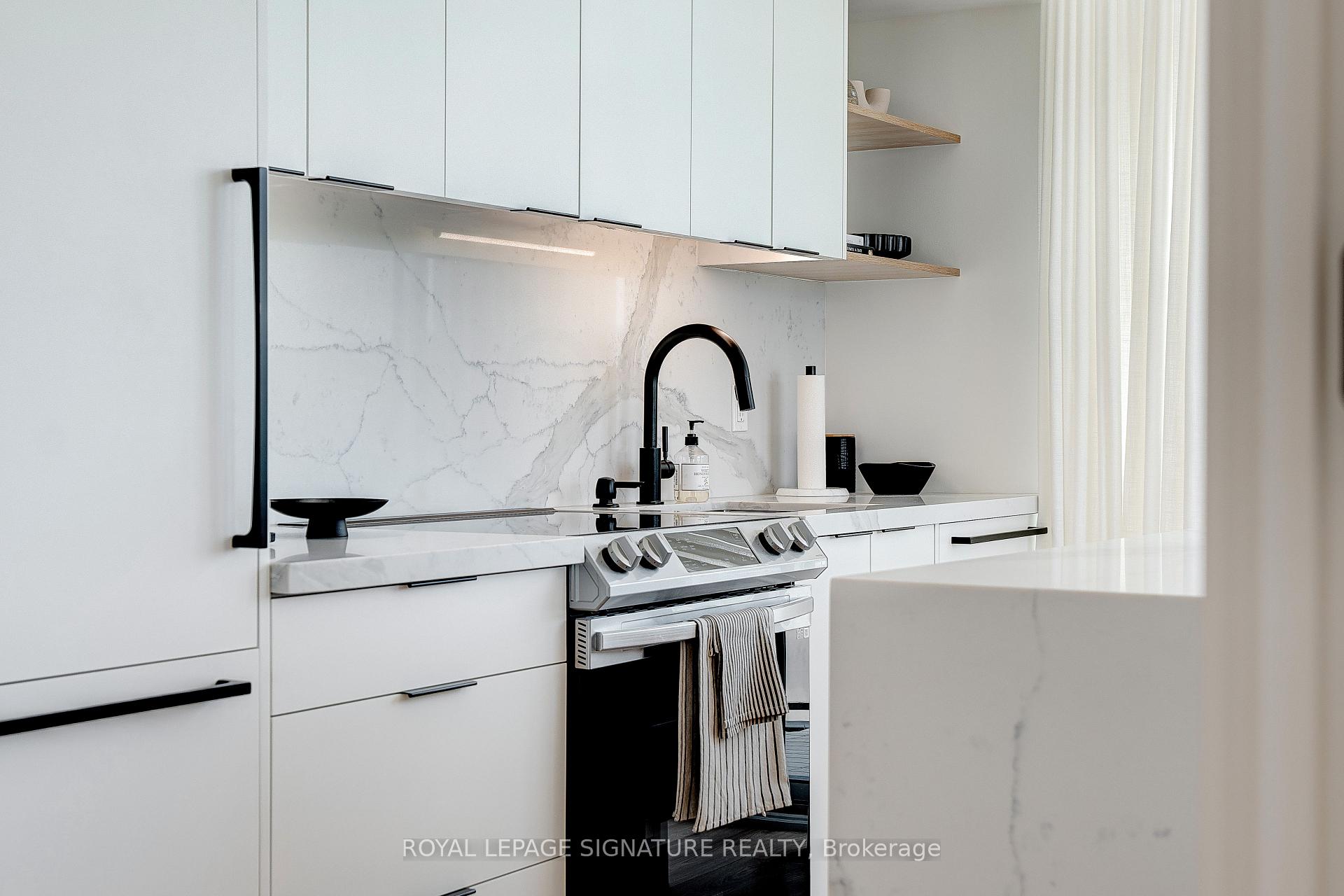 Photo 5 of Unit B630, 1119 Cooke Boulevard, Burlington, LaSalle — HOMEH