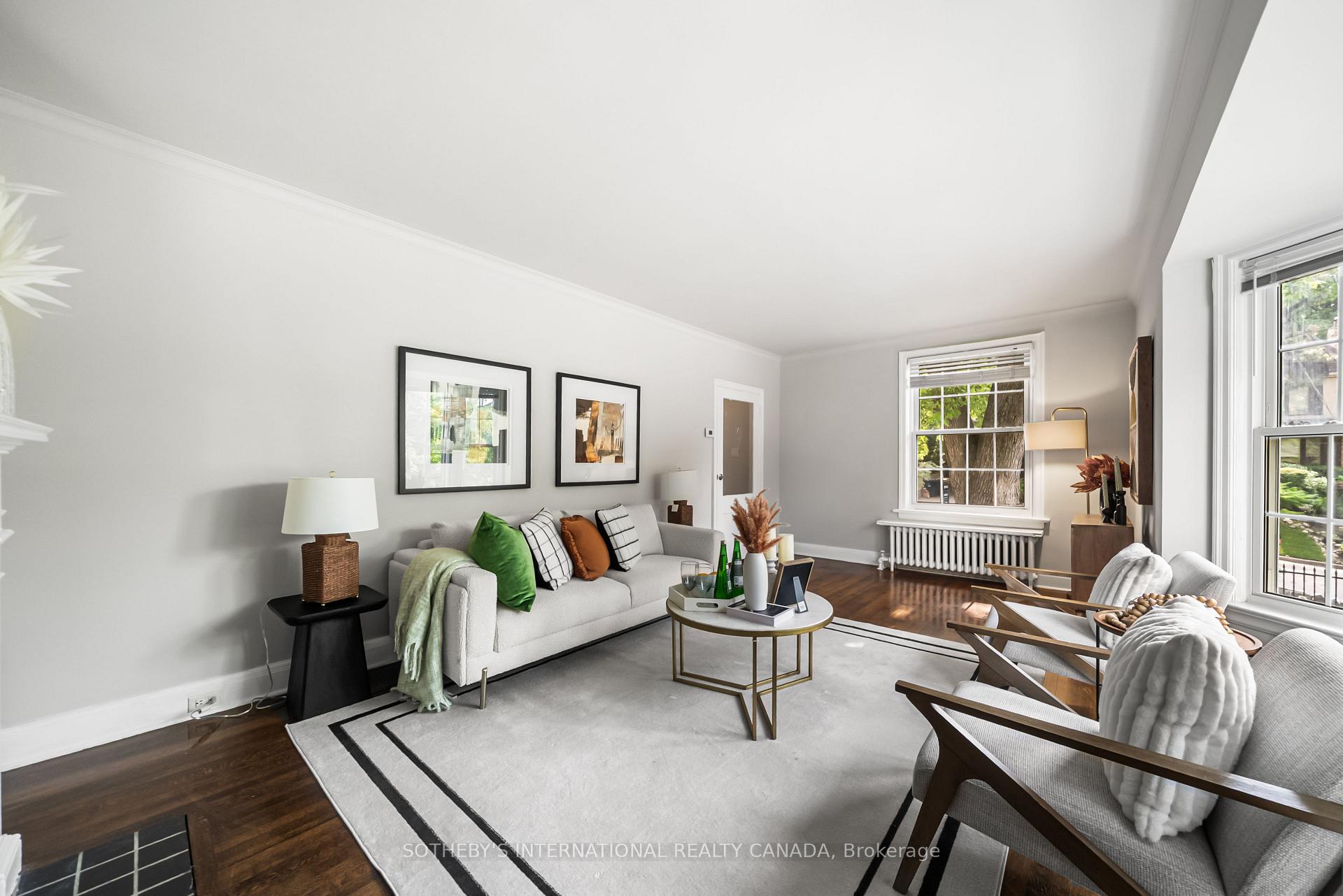 Photo 7 of 29 Highbourne Avenue, Toronto, Yonge-St. Clair — HOMEH
