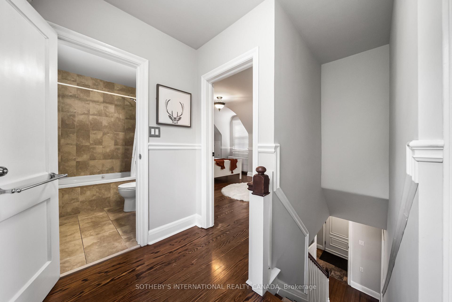 Photo 18 of 29 Highbourne Avenue, Toronto, Yonge-St. Clair — HOMEH