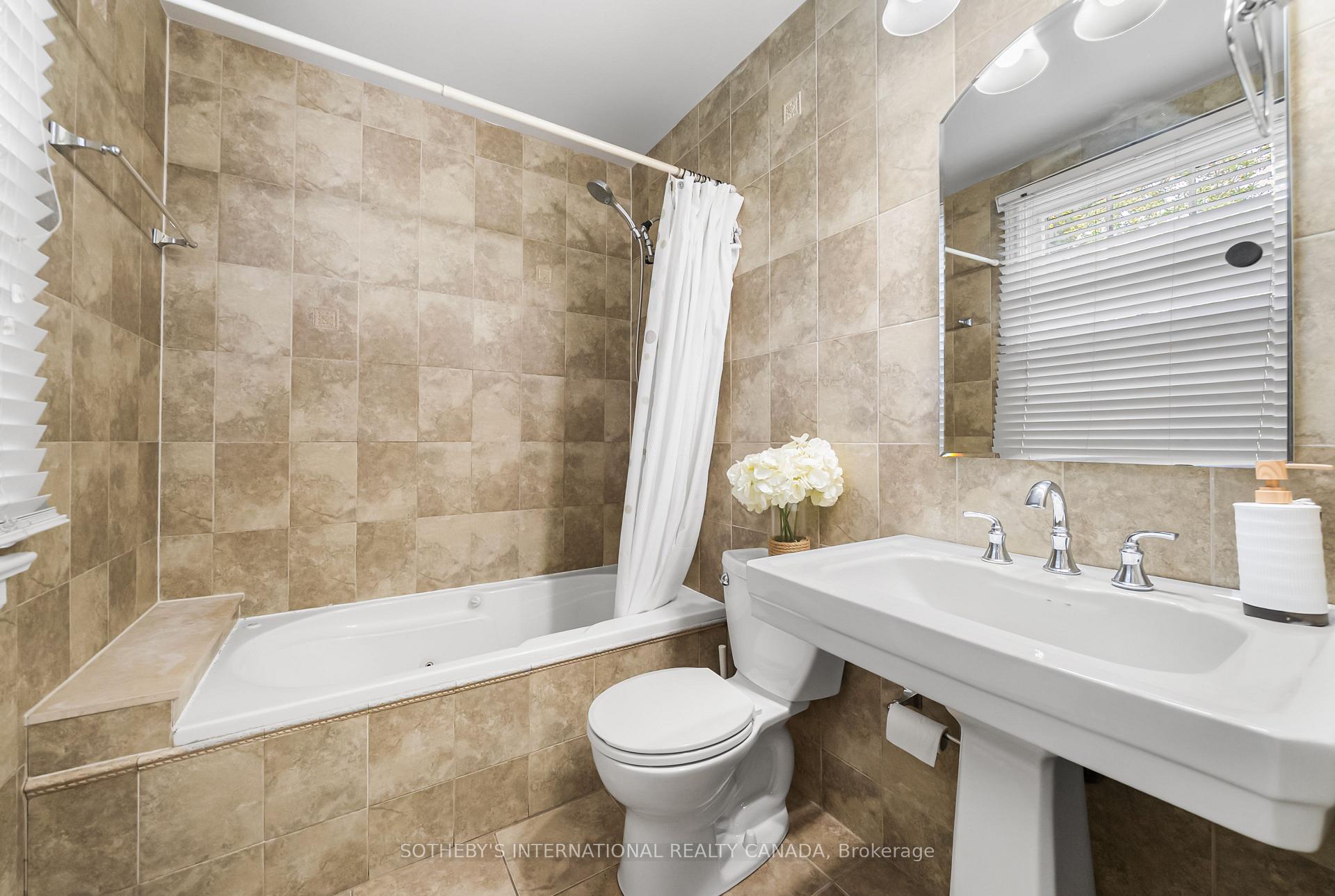 Photo 21 of 29 Highbourne Avenue, Toronto, Yonge-St. Clair — HOMEH