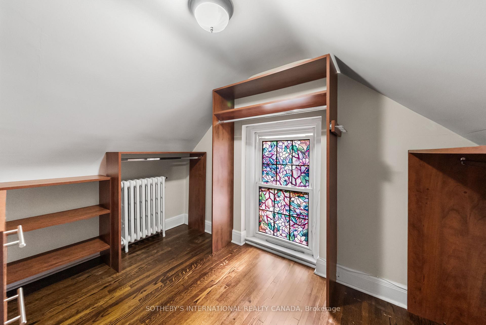 Photo 23 of 29 Highbourne Avenue, Toronto, Yonge-St. Clair — HOMEH