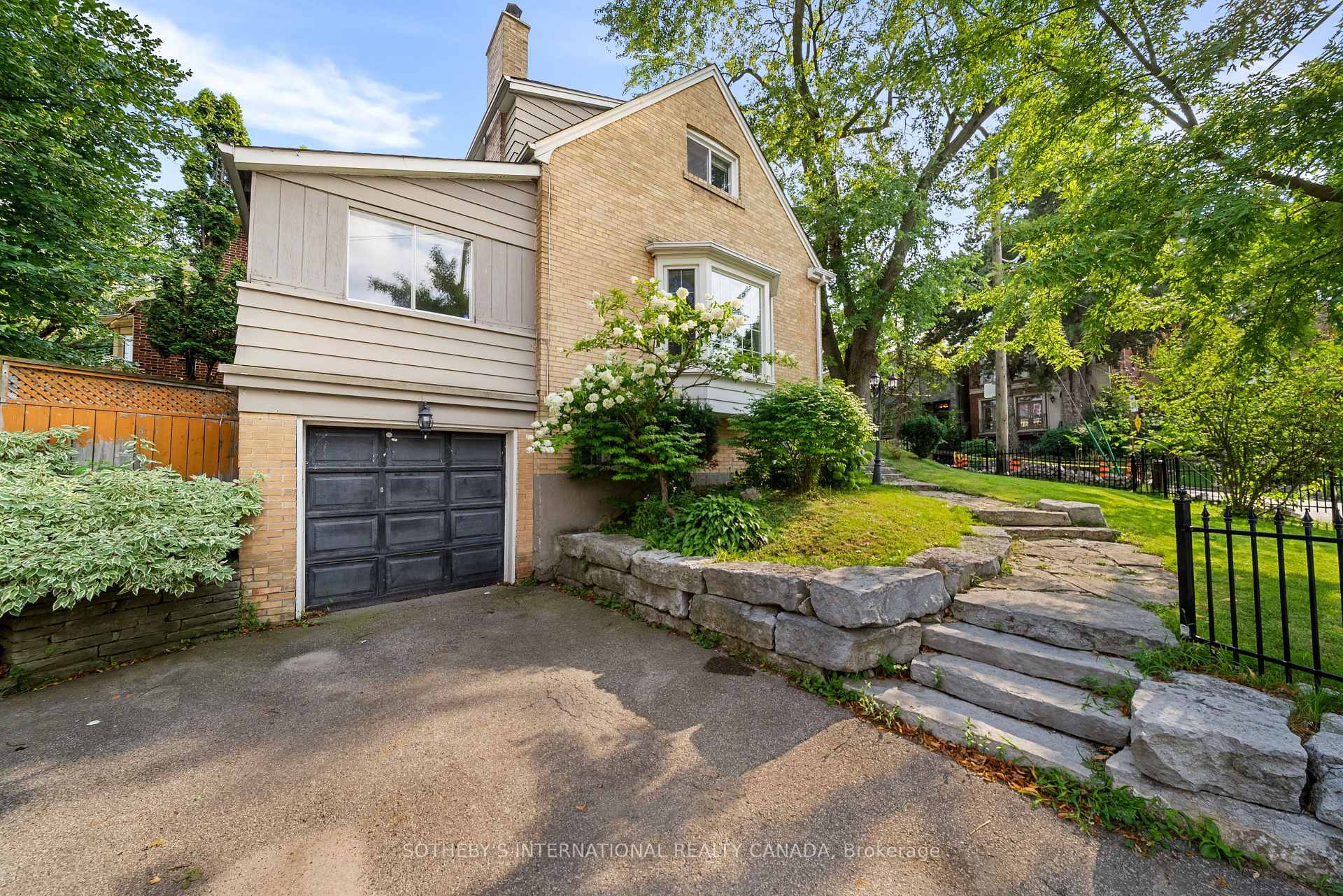 Photo 29 of 29 Highbourne Avenue, Toronto, Yonge-St. Clair — HOMEH