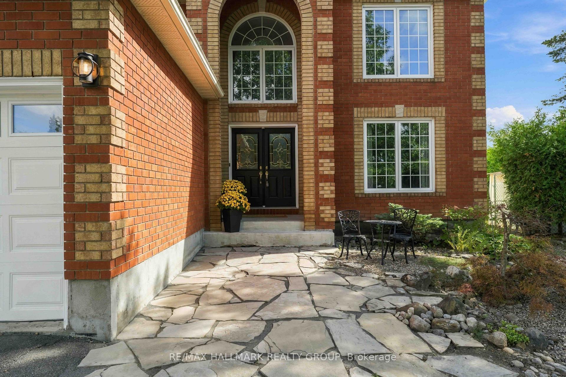 Photo 2 of 1441 Talcy Crescent, Ottawa, Fallingbrook/Ridgemount — HOMEH