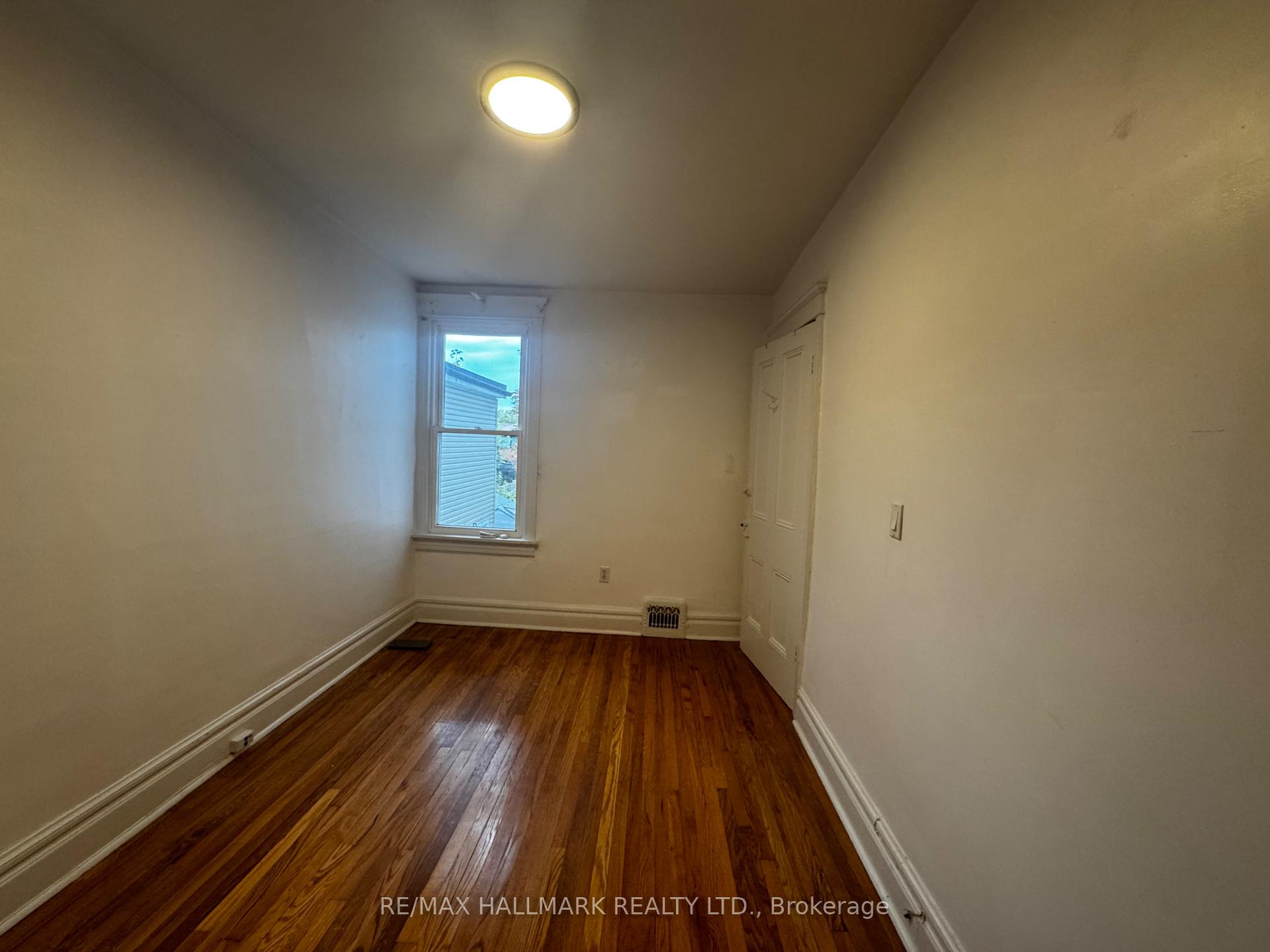 Photo 15 of 145 Eaton Avenue, Toronto, Danforth Village-East York — HOMEH