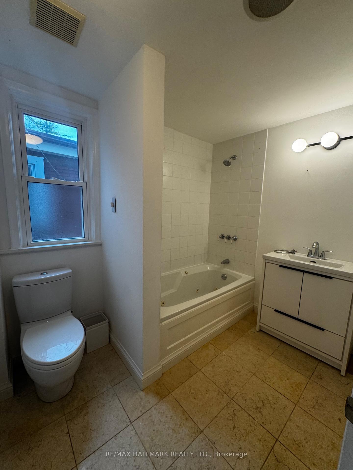 Photo 17 of 145 Eaton Avenue, Toronto, Danforth Village-East York — HOMEH