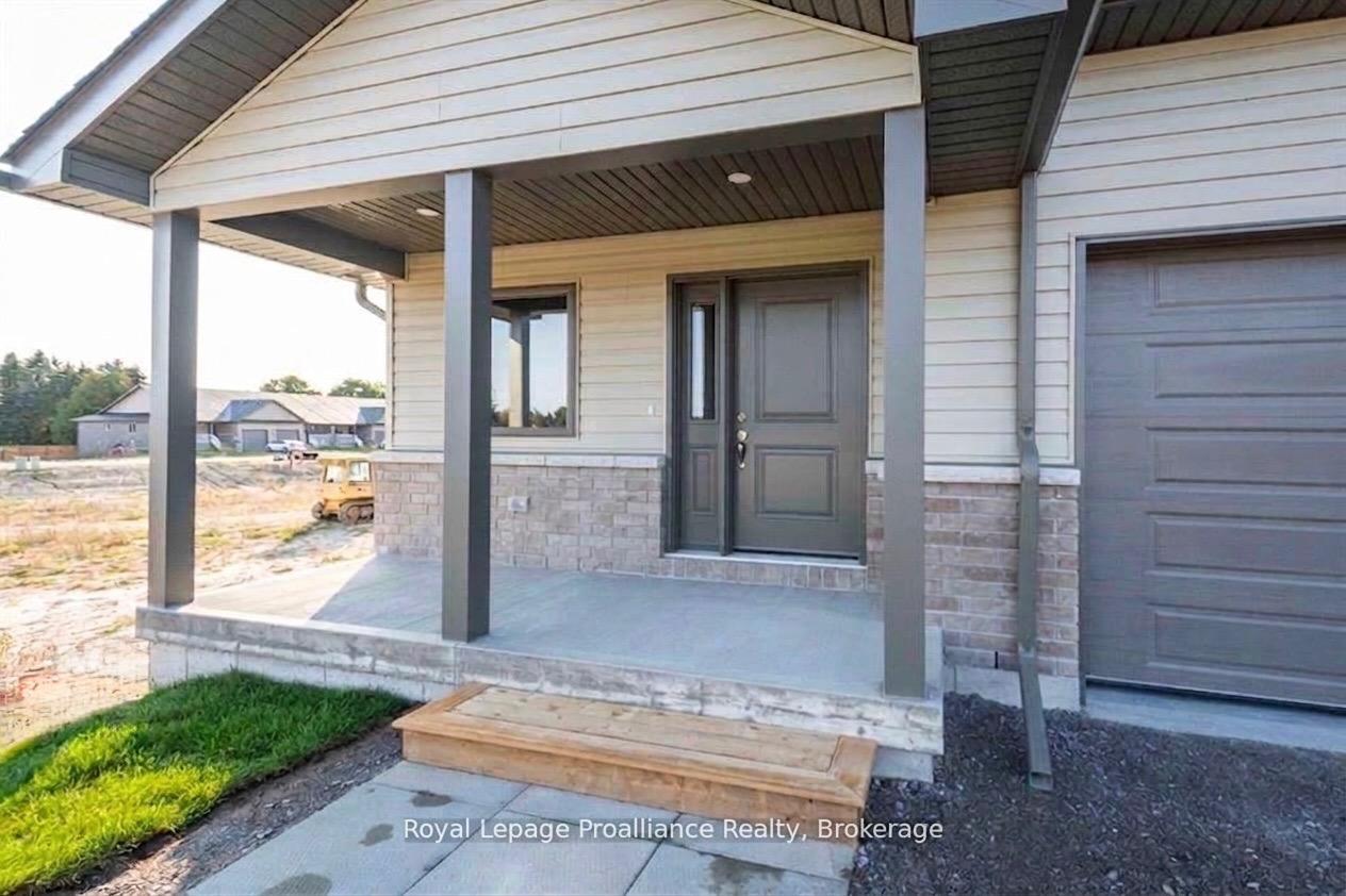 Photo 2 of 42 Mackenzie John Crescent, Brighton — HOMEH