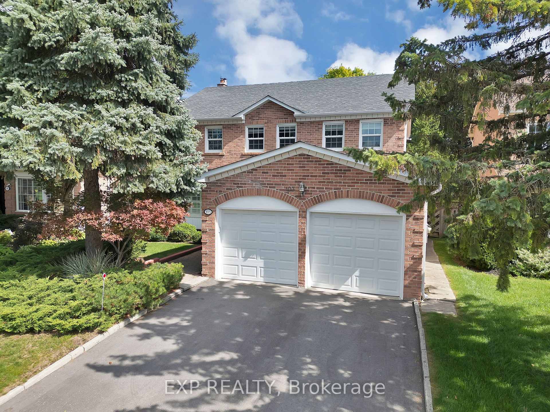 Photo 2 of 103 Longwater Chase, Markham, Unionville — HOMEH