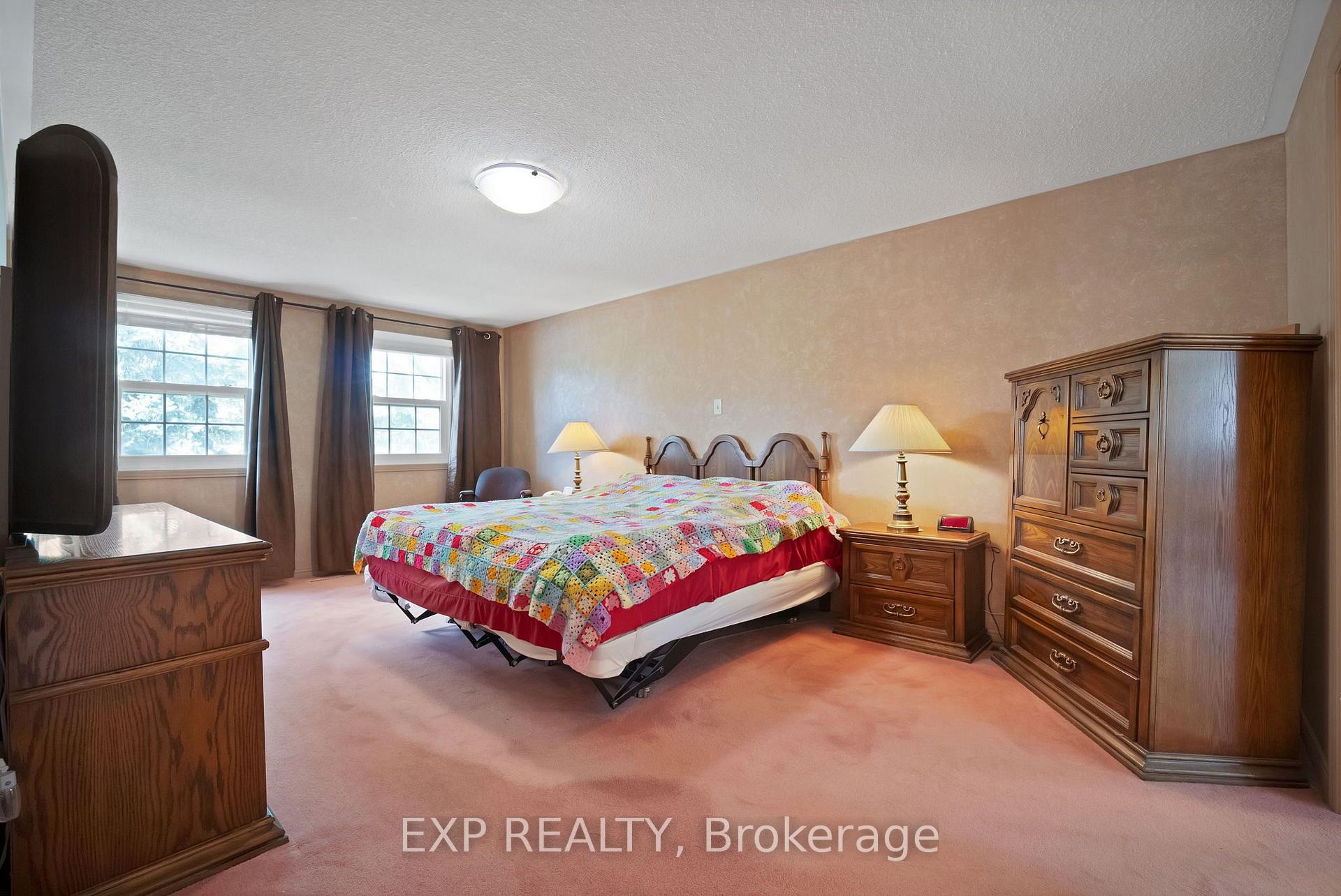 Photo 16 of 103 Longwater Chase, Markham, Unionville — HOMEH