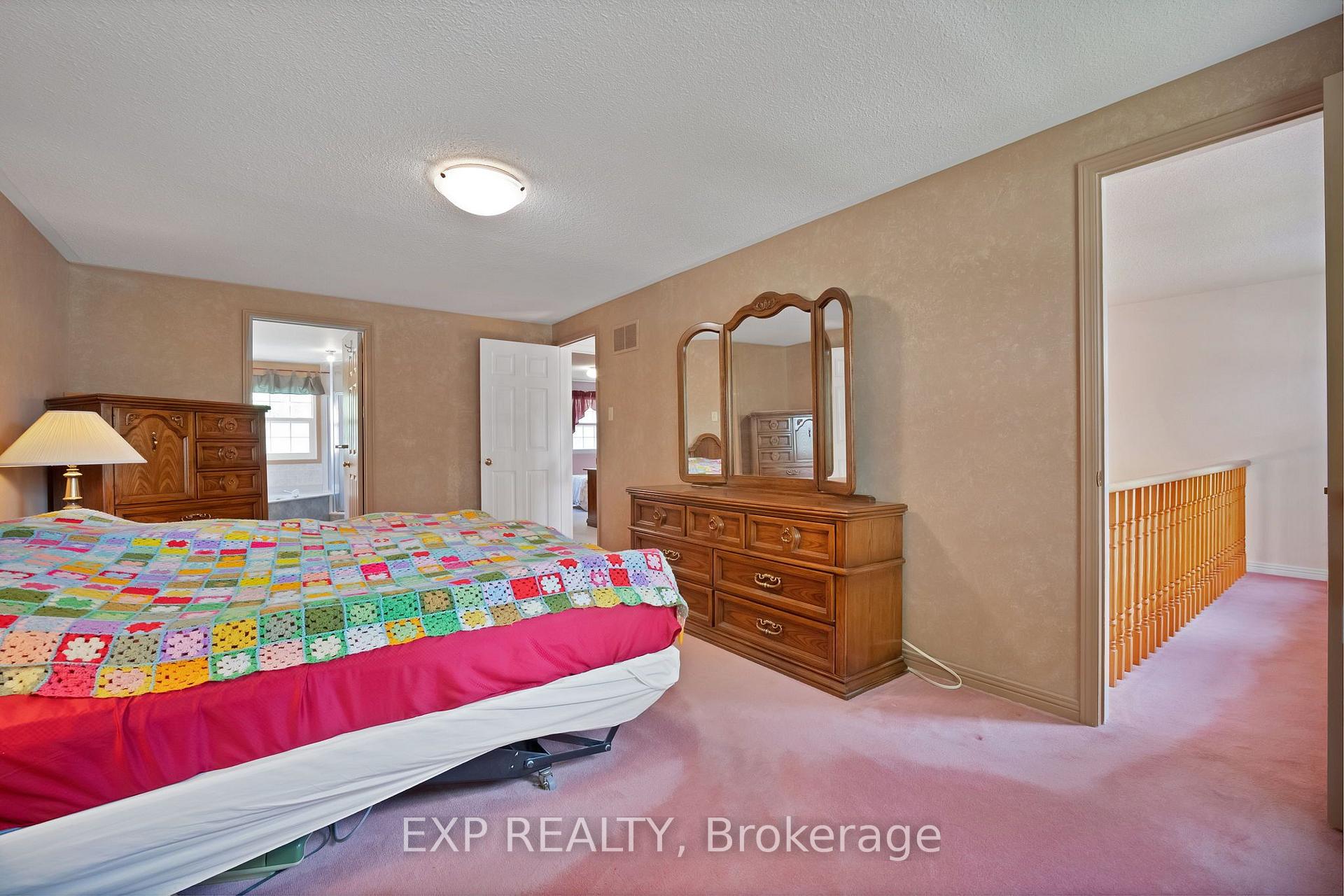 Photo 18 of 103 Longwater Chase, Markham, Unionville — HOMEH