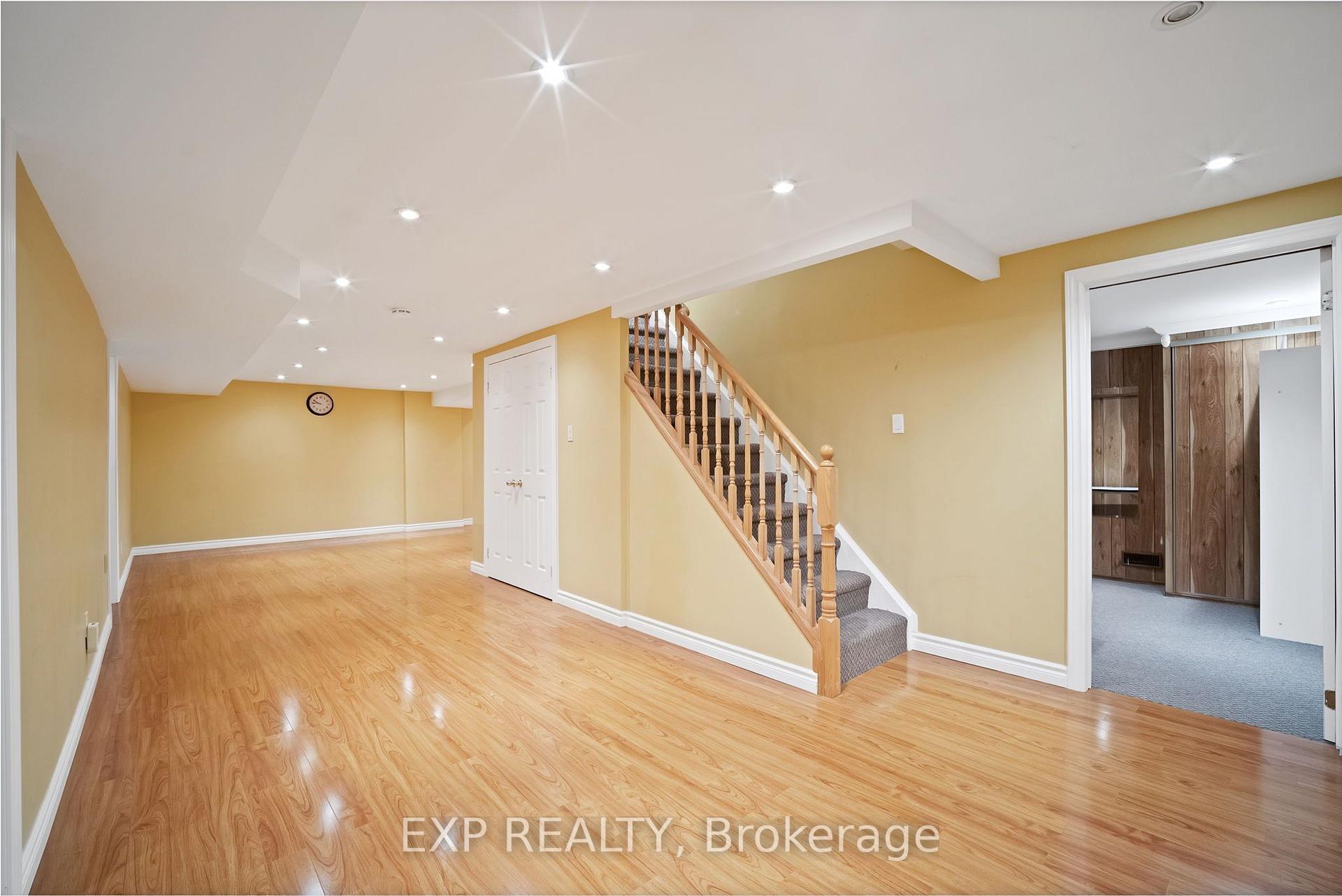 Photo 35 of 103 Longwater Chase, Markham, Unionville — HOMEH
